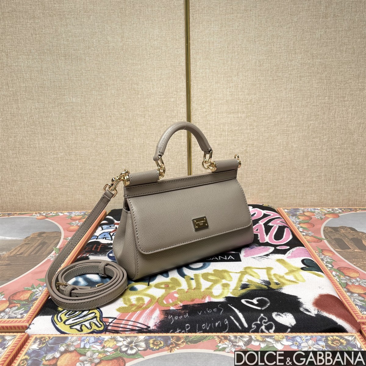 Dolce & Gabbana BORSA A MANO in Grey for Women | Dolce&Gabbana