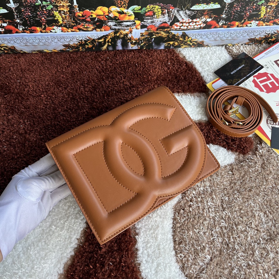 Dolce & Gabbana Calfskin DG logo crossbody bag in brown for Women |