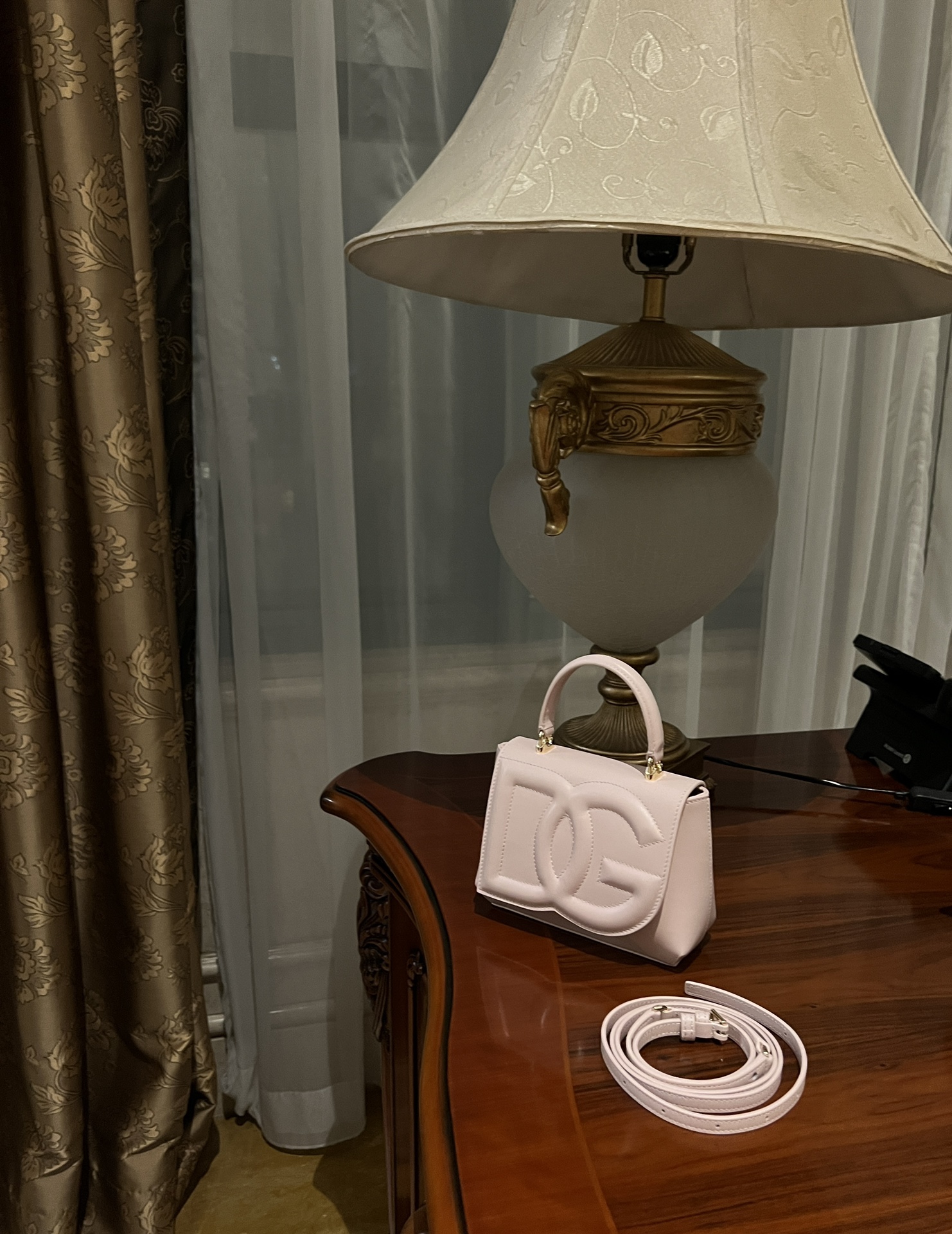 Dolce & Gabbana Calfskin DG Logo crossbody bag in Pale Pink for Women