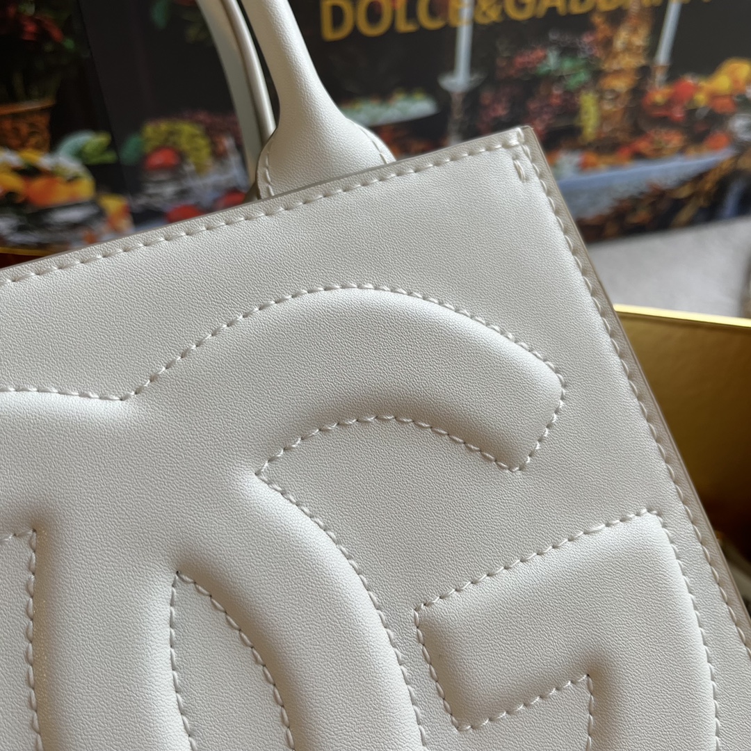 DOLCE & GABBANA Calfskin Small DG Daily Shopper Tote white