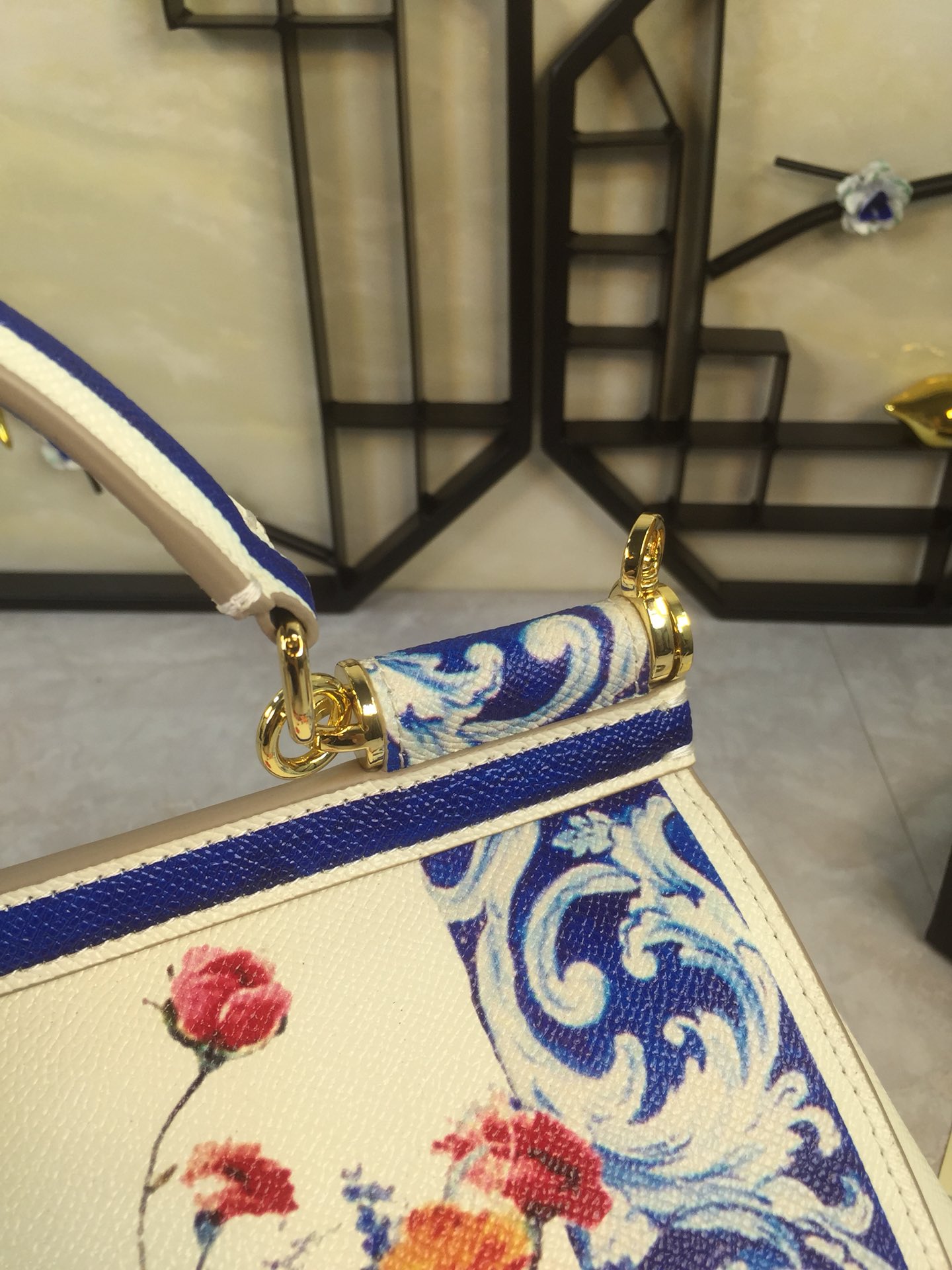 DOLCE & GABBANA Dauphine Majolica Print Small Miss Sicily