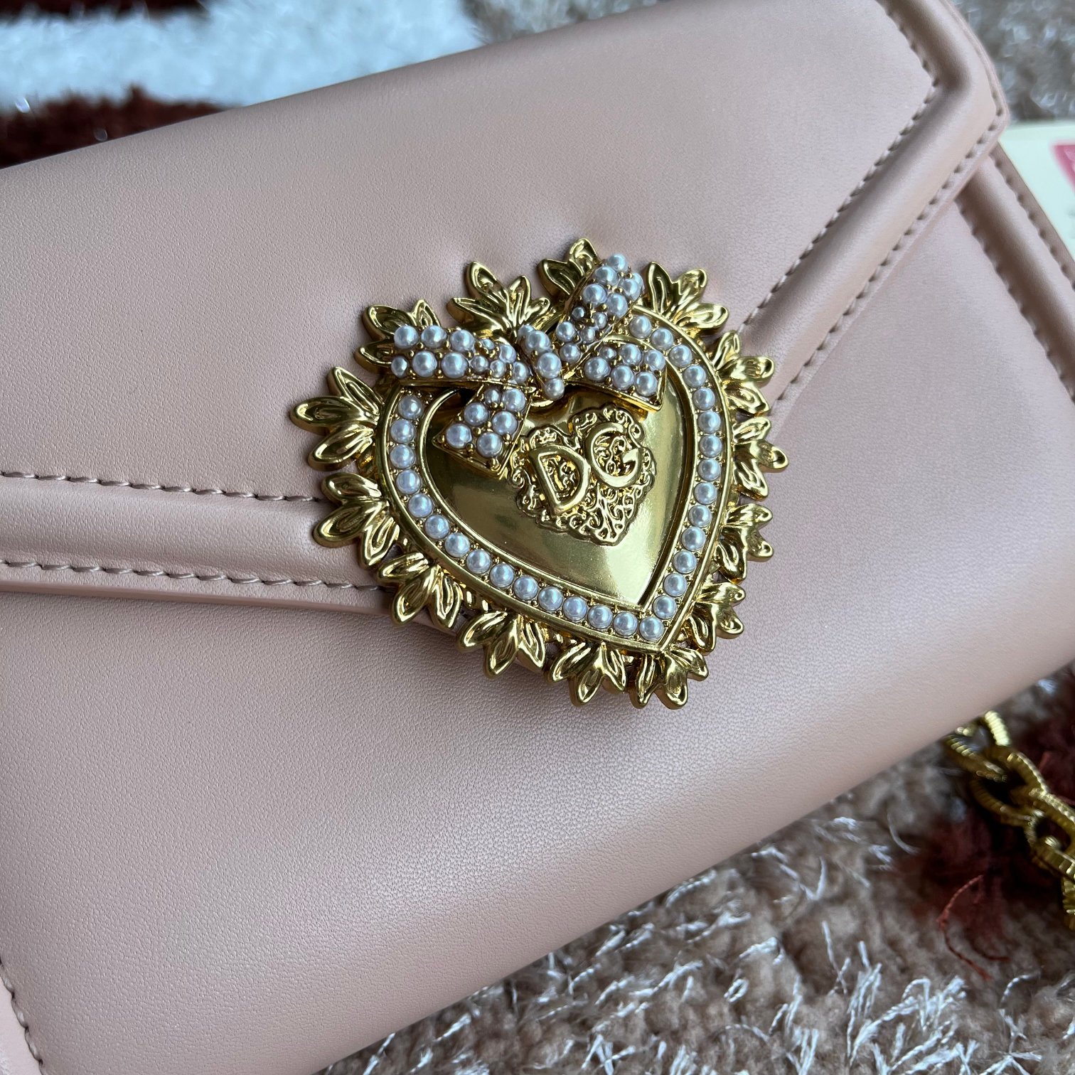 Dolce & Gabbana Devotion Belt Bag | Pink |