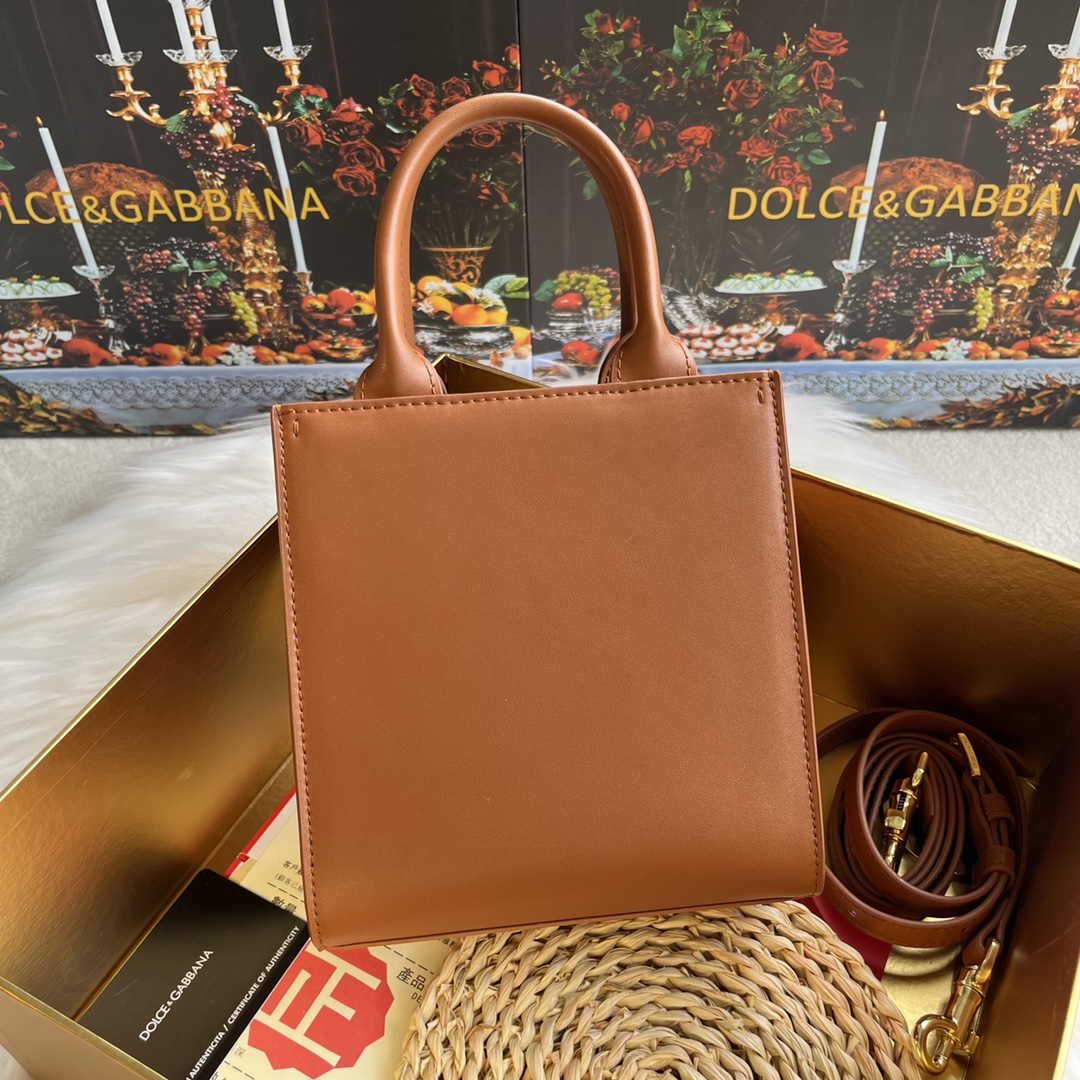 Dolce & Gabbana Dg Daily Mini Leather Tote Bag - Brown