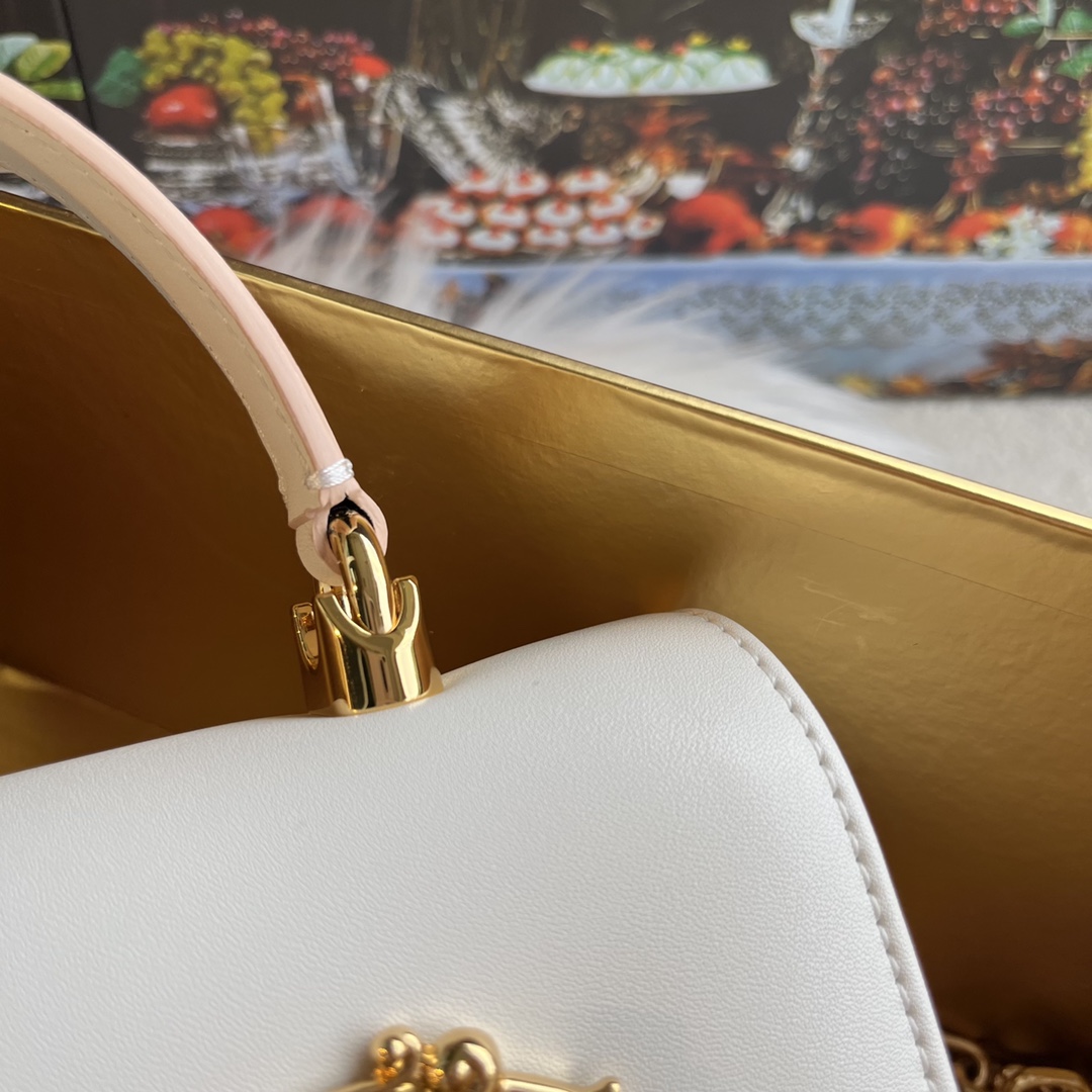 Dolce & Gabbana DG Girls Bags for Women | crossbody bags white gold