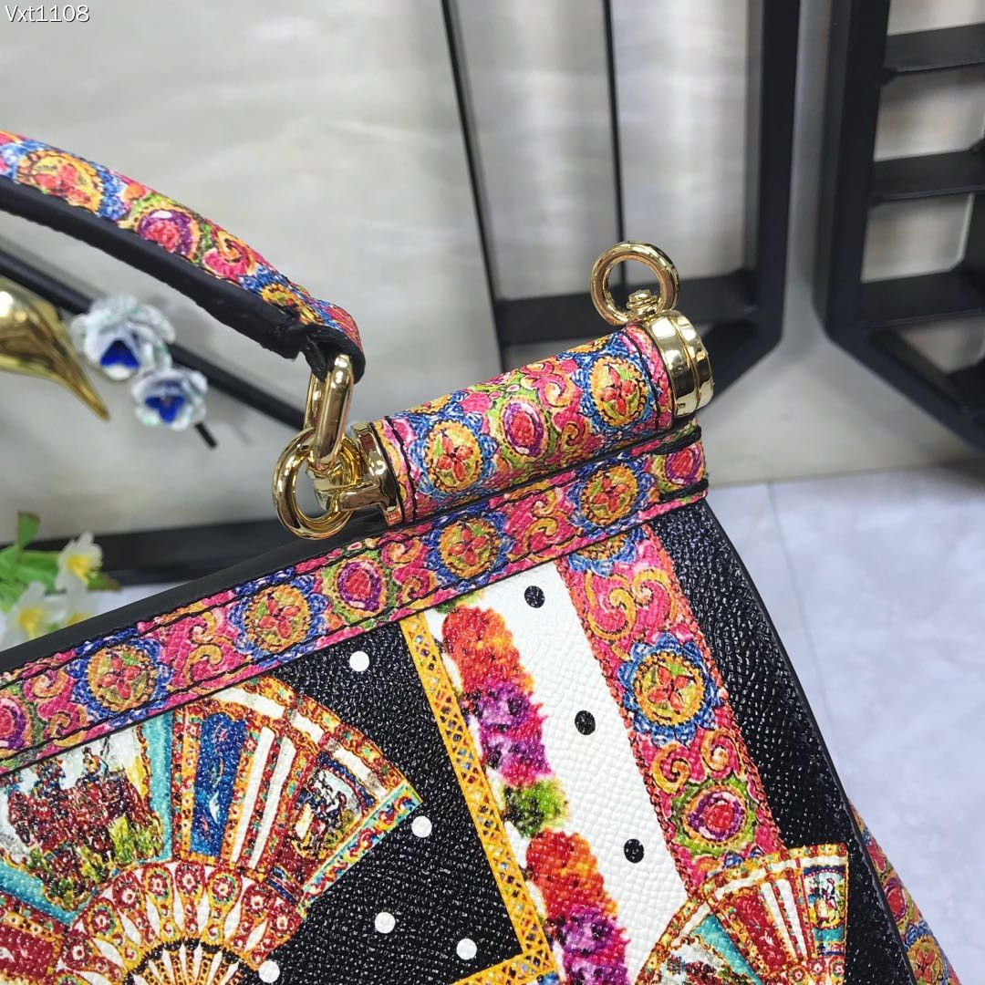 Dolce & Gabbana Fan Foulard Medium Miss Sicily Bag - Pink