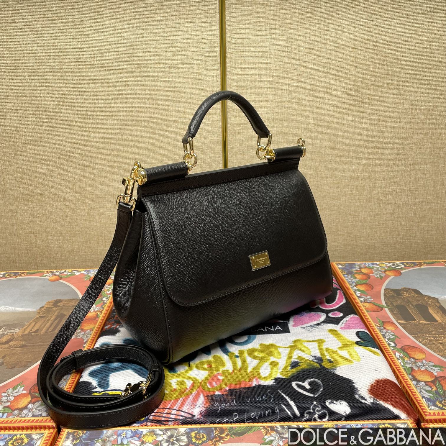 Dolce & gabbana Large sicily handbag available on Monti