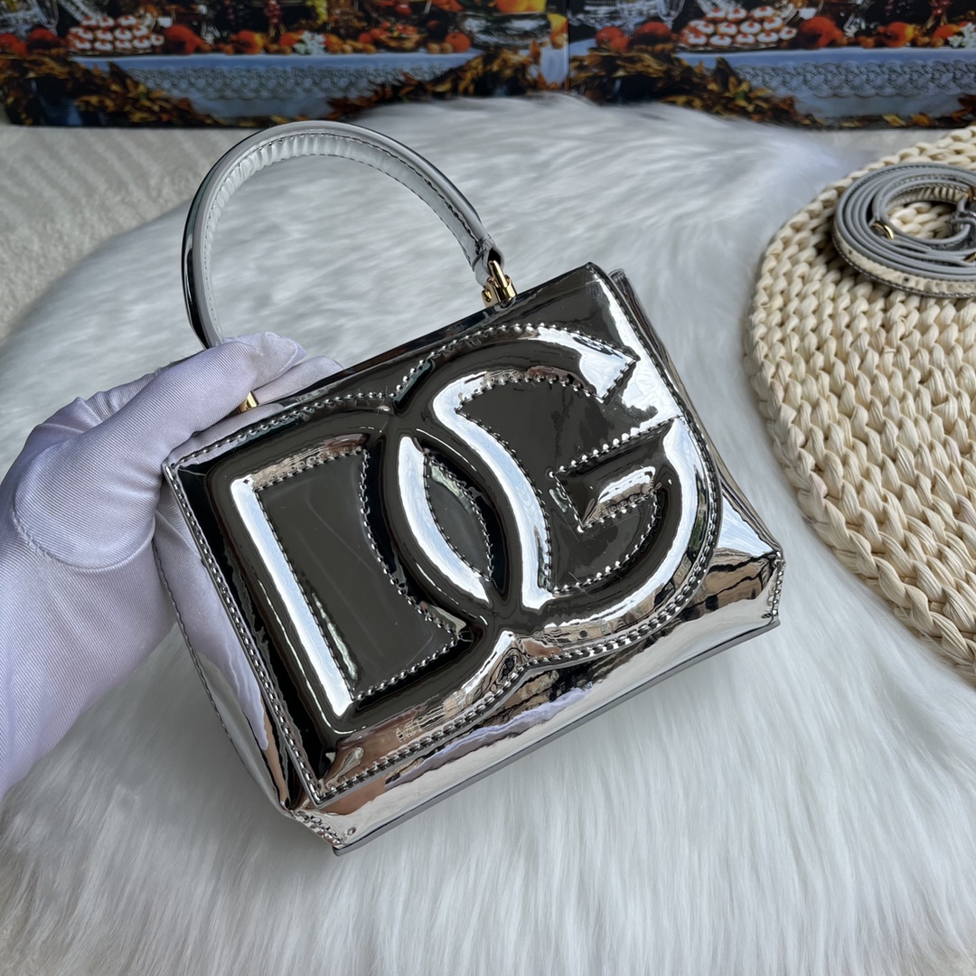 Dolce & Gabbana Logo Shoulder Bag - Silver