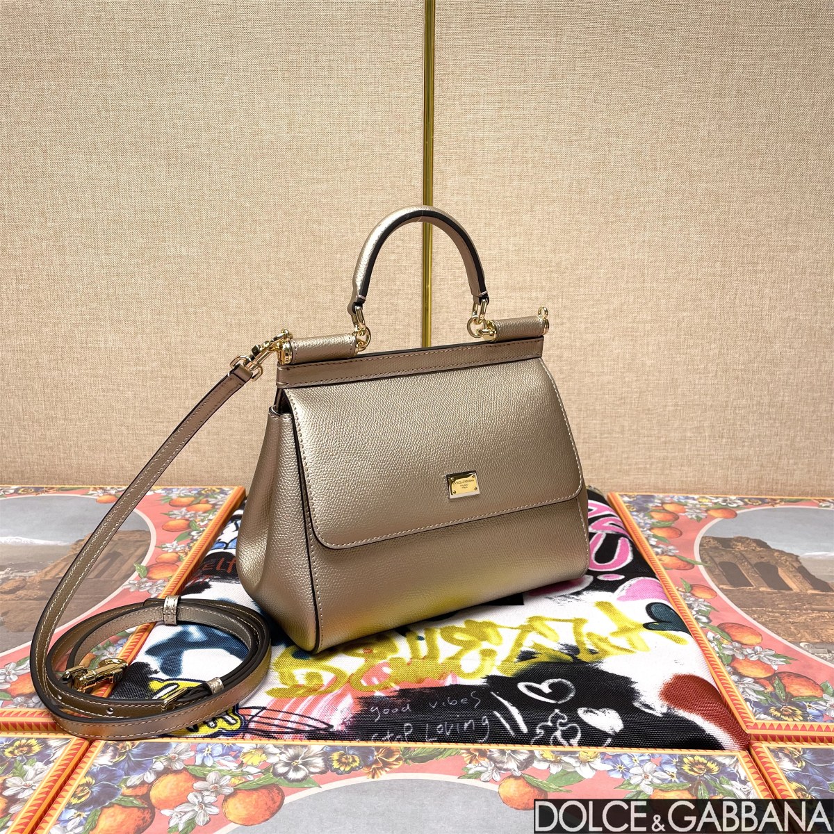 Dolce & Gabbana Medium Sicily handbag in Gold for Women | Dolce&Gabbana