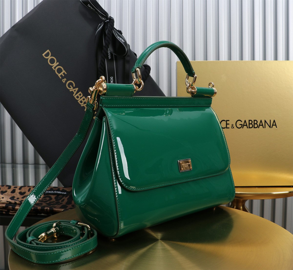 DOLCE & GABBANA - Medium Sicily Shiny Leather Handbag