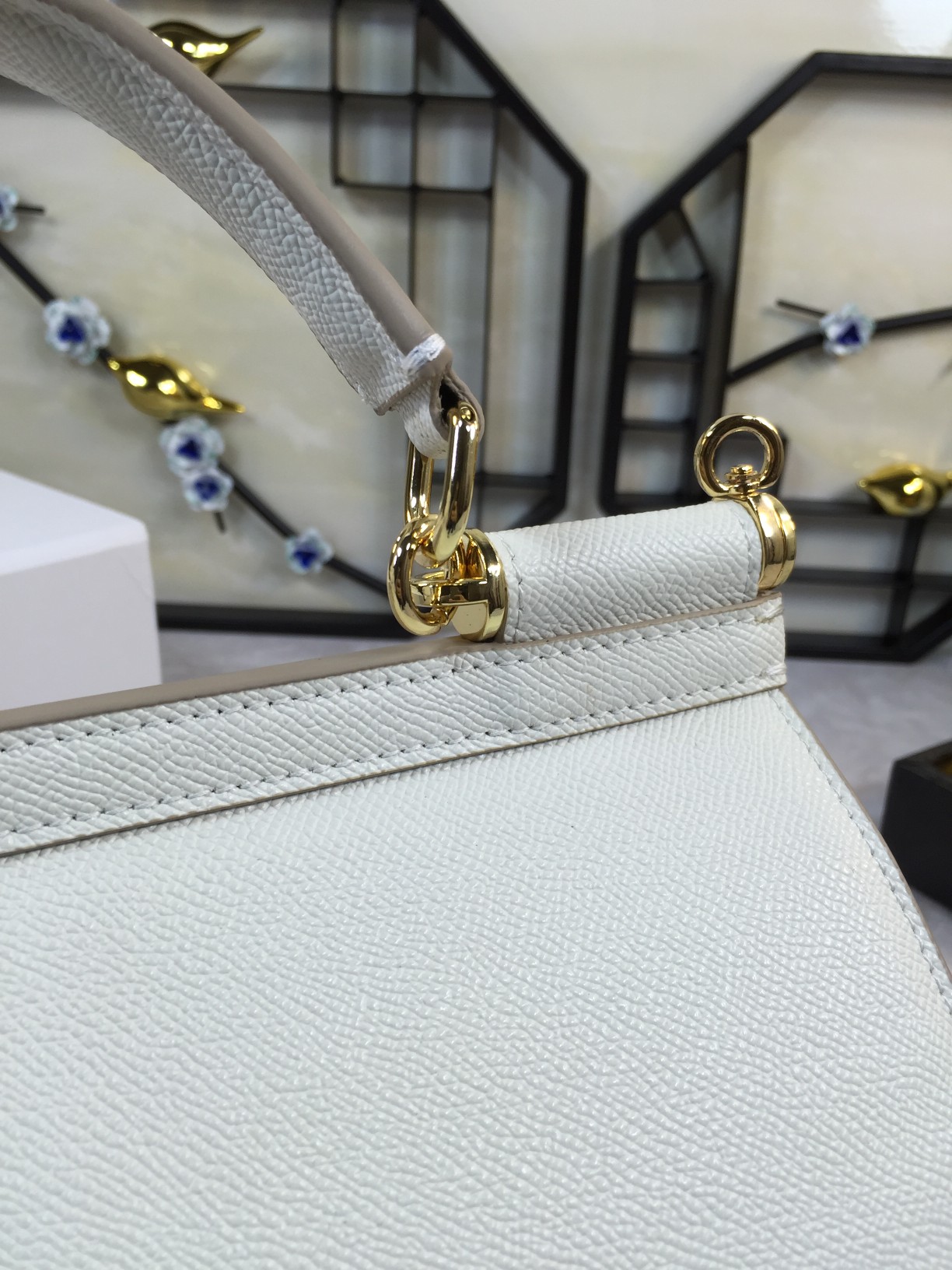 Dolce & Gabbana Medium Sicily Tote Bag | White |