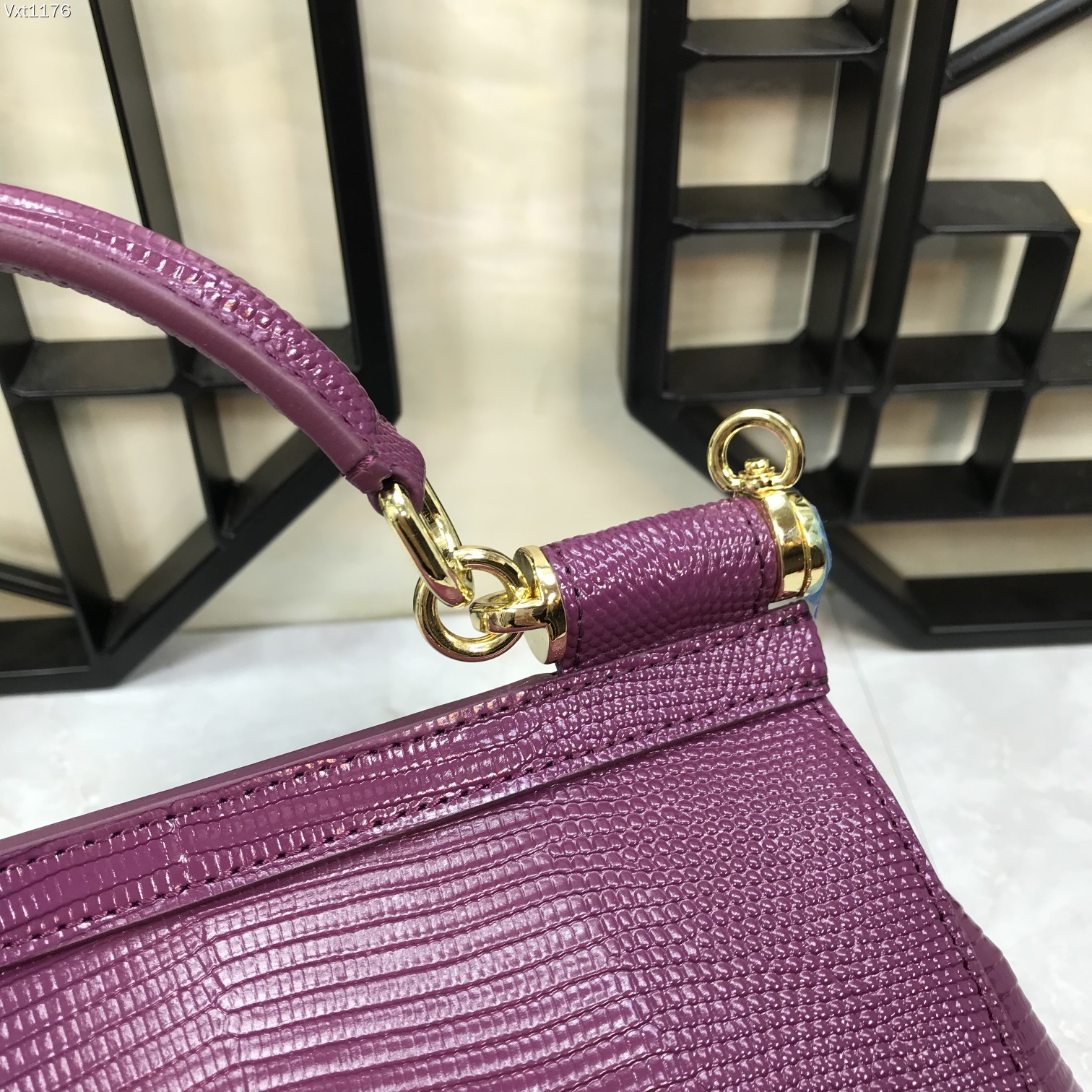 Dolce & Gabbana Sicily Small Dg Jewels Leather Bag in Purp