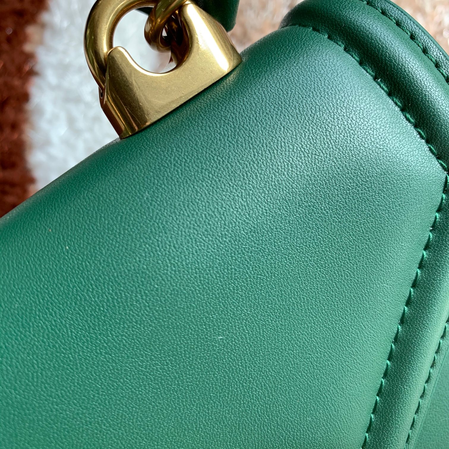 DOLCE & GABBANA Smooth Calfskin Small Devotion bang in green
