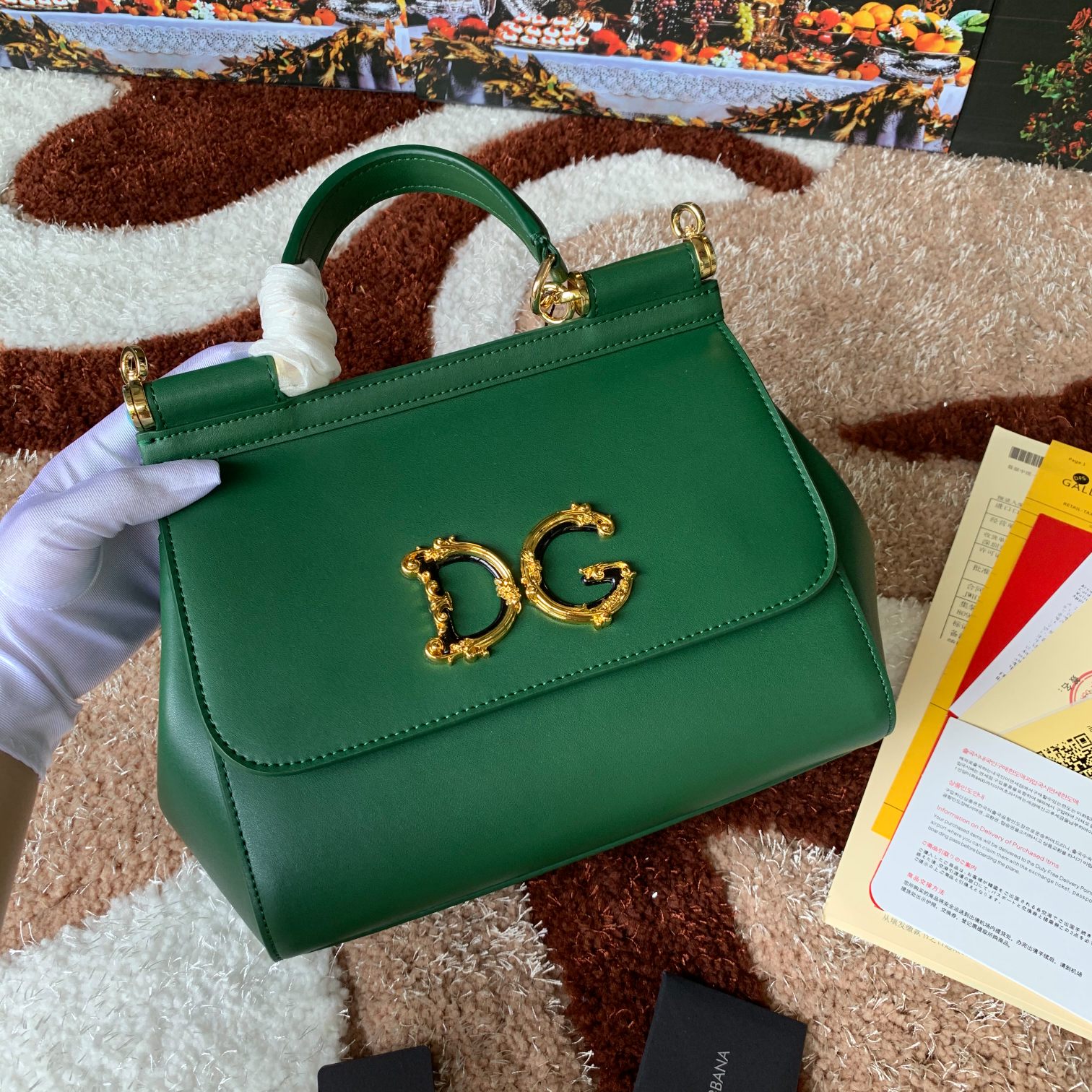 DOLCE & GABBANA Stampa Iguana Crystal Medium Miss Sicily Satchel Green 1035683 |