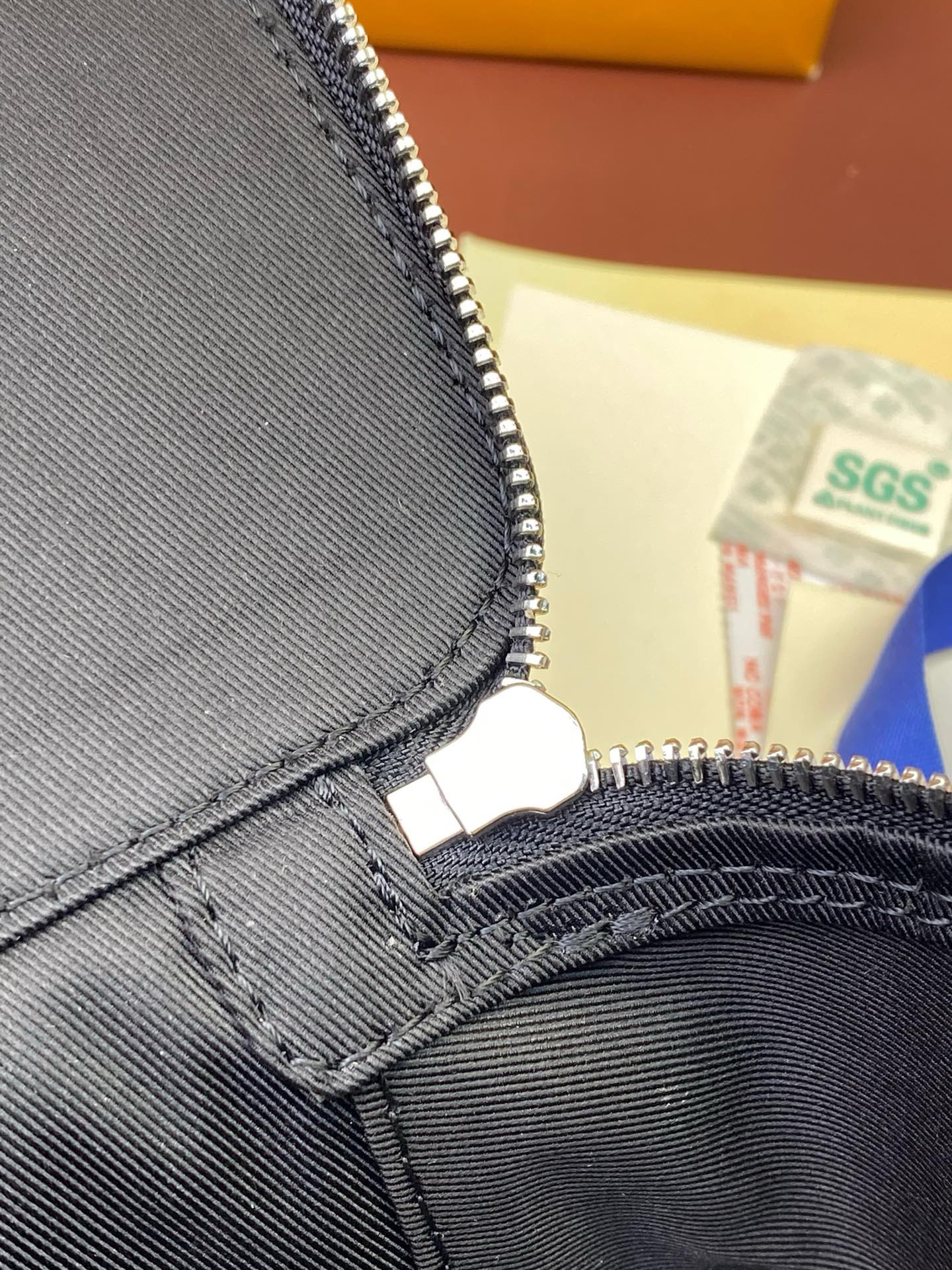 Dopp Kit Monogram Other Locker Bag Blue - Travel | LOUIS VUITTON