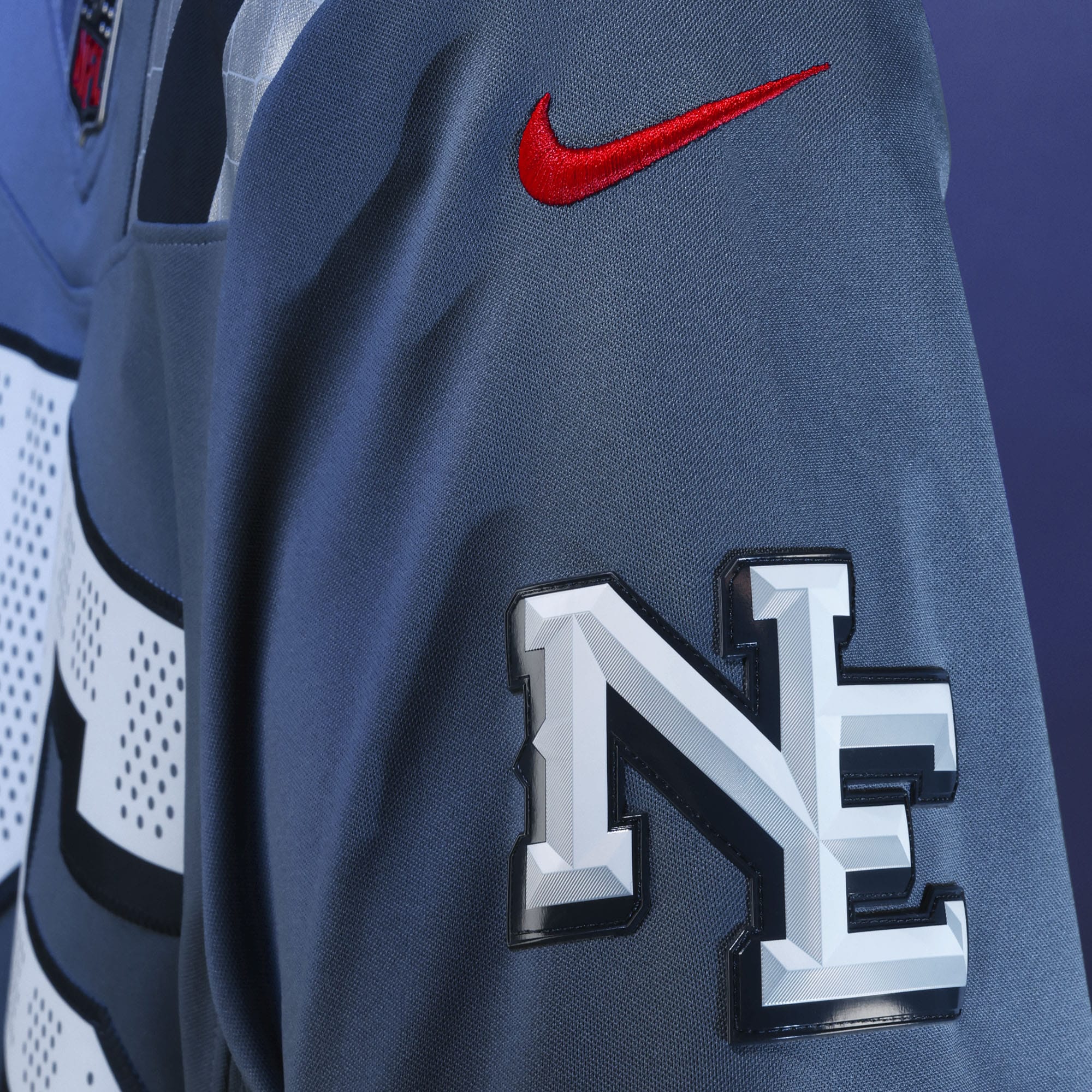 Drake Maye New England Patriots Nike 2025 Rivalries Collection Limited Jersey – Storm Blue