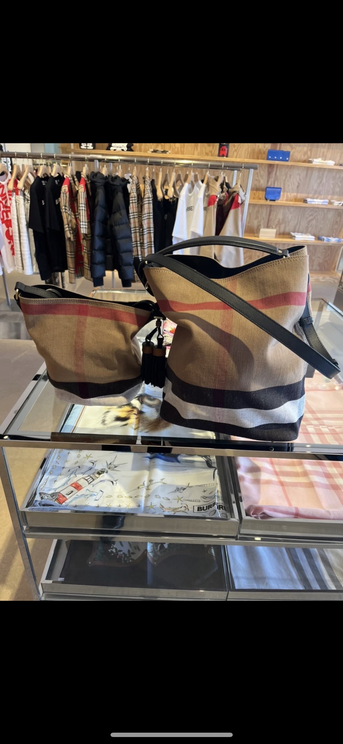 eBay Burberry Ashby Medium Hobo Tote Shoulder Bag 3945742 94625282 | eBay