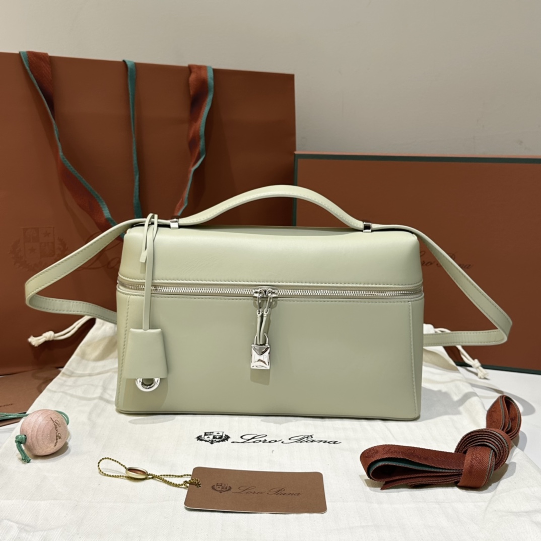 Extra L27 leather crossbody bag in green - Loro Piana |