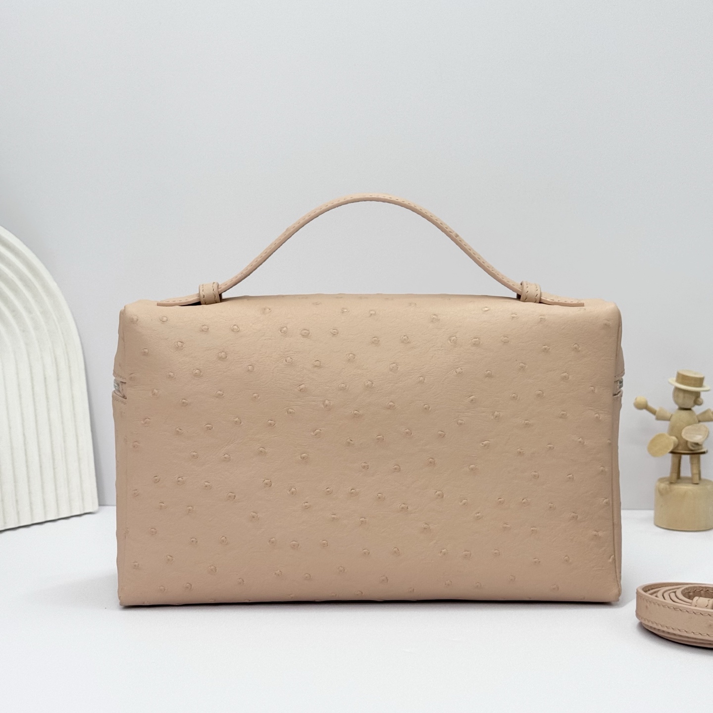 Extra pocket leather handbag Loro Piana pink in Leather