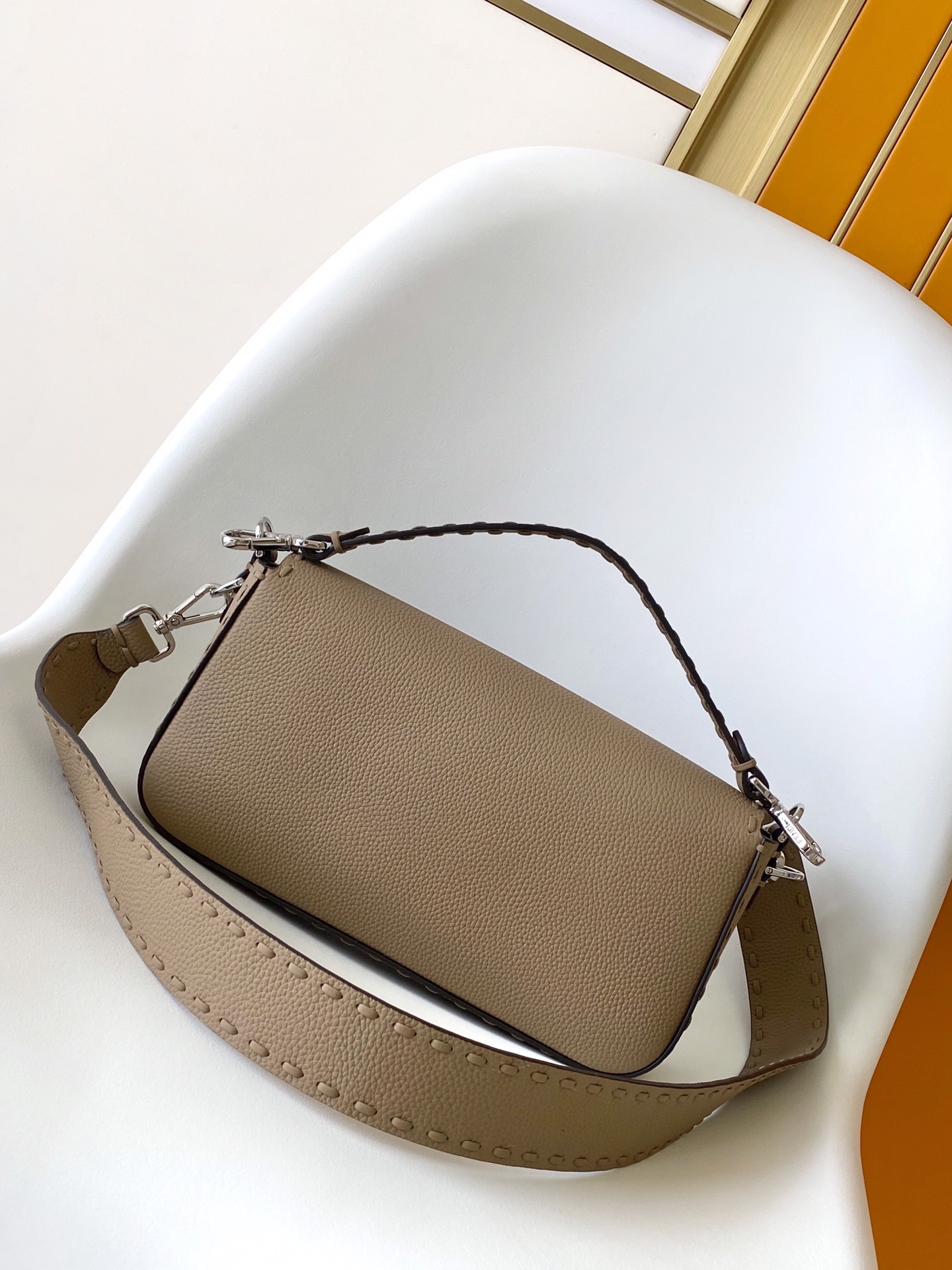 Fendi Baguette Cuoio Romano leather Grey | Fendi