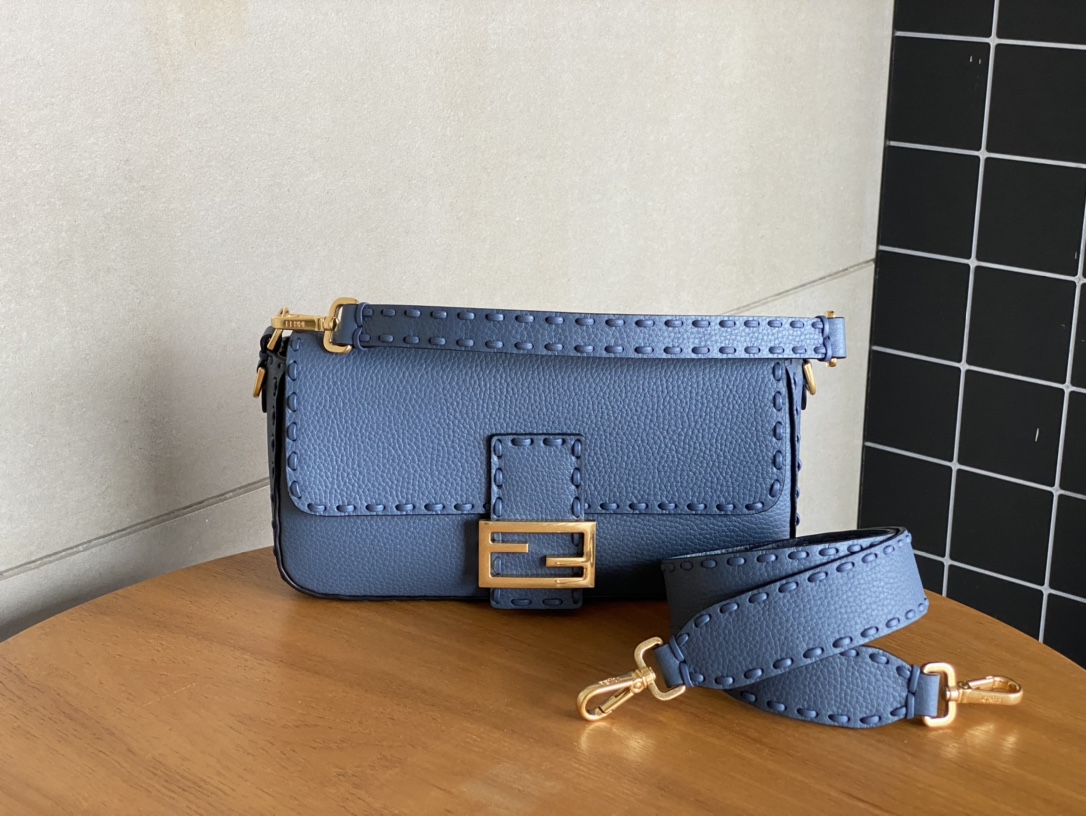 Fendi Baguette Cuoio Romano leather Light blue | Fendi