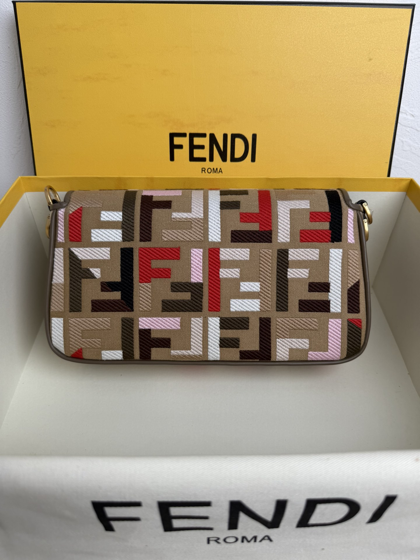 Fendi Baguette Shoulder Bag - Brown