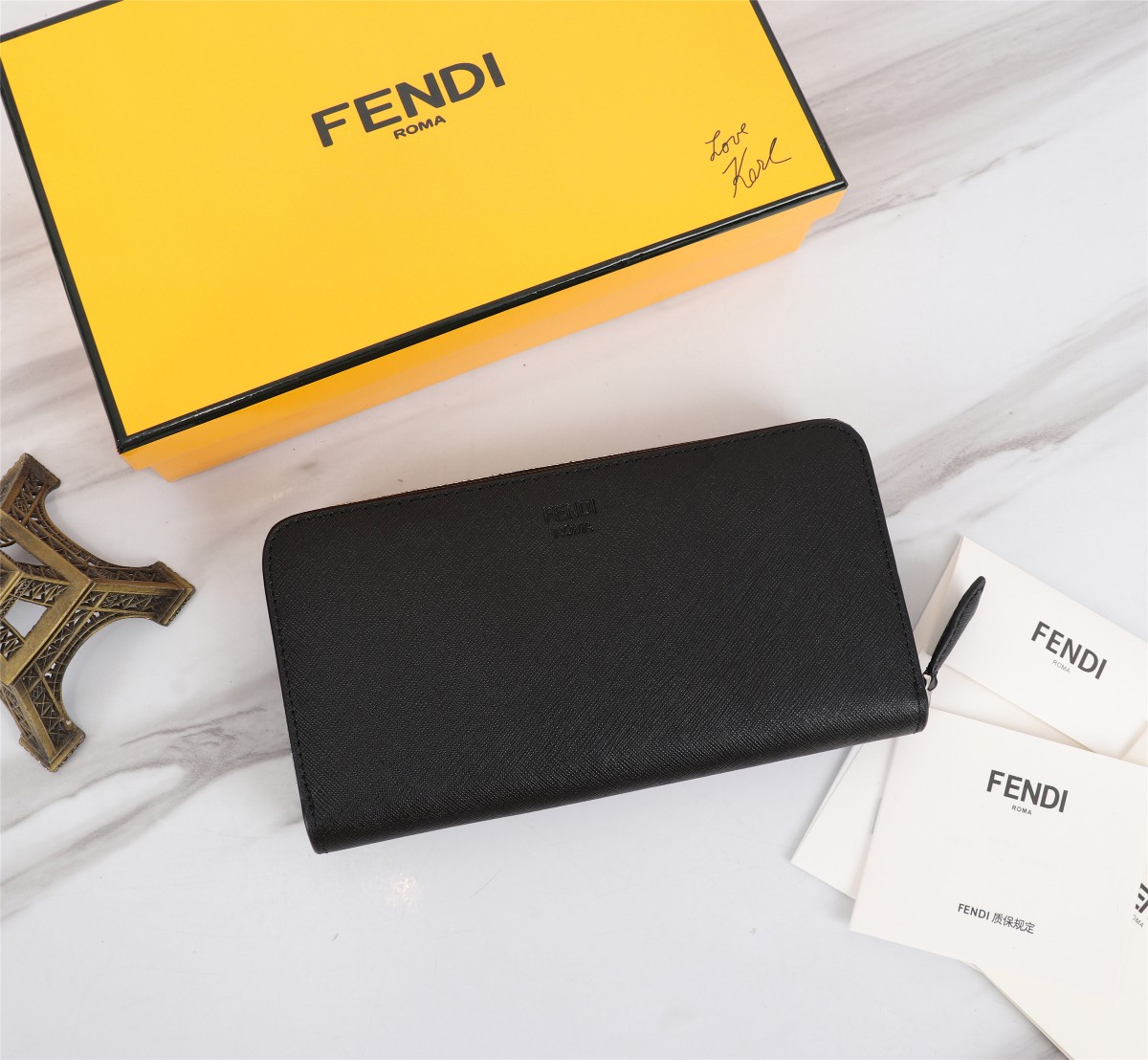 FENDI BLACK LEATHER SLIM POUC