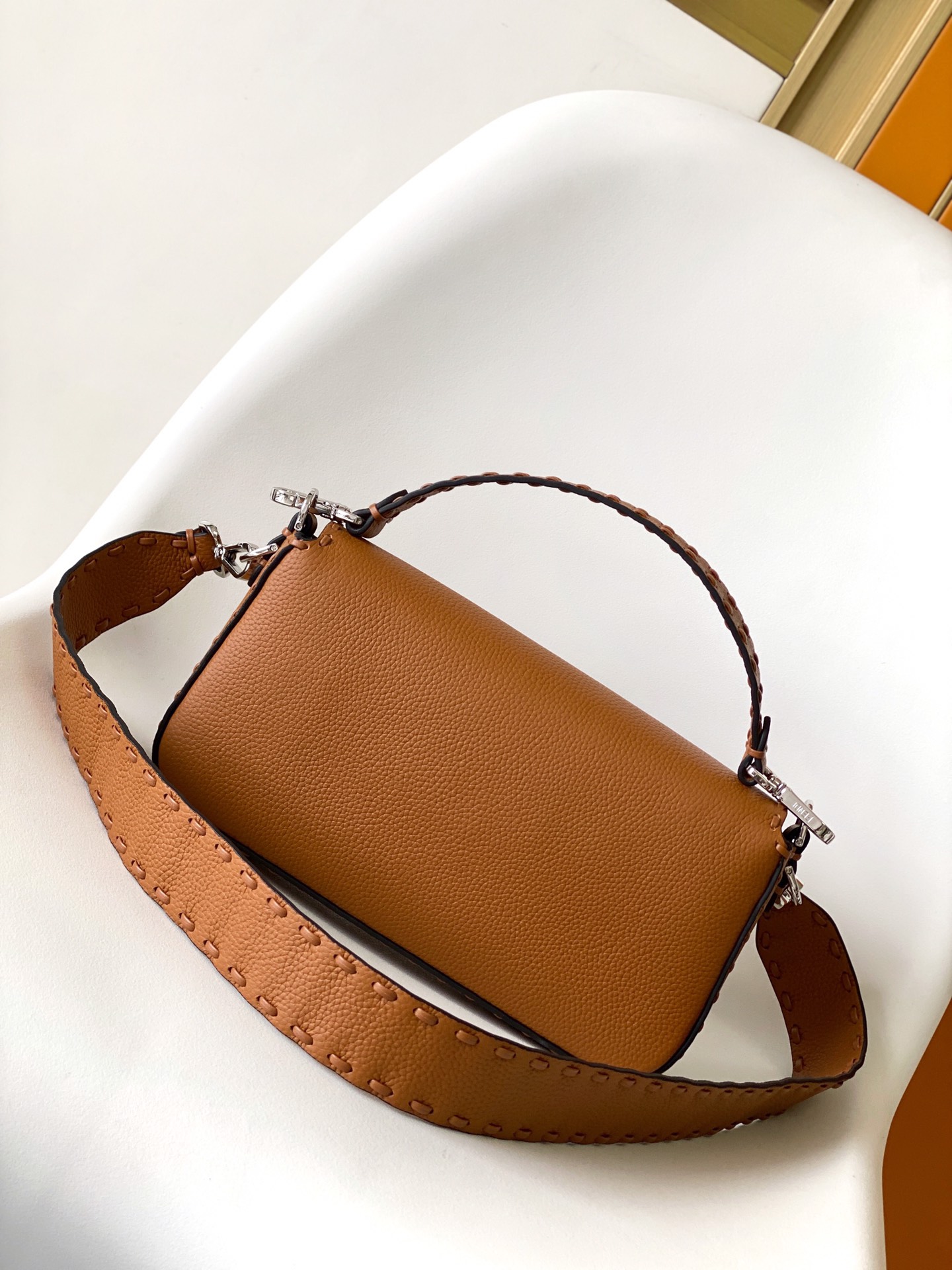 FENDI Cuoio Roma Sellerissima Nappa Sintetica Tape Stitch Baguette Brandy