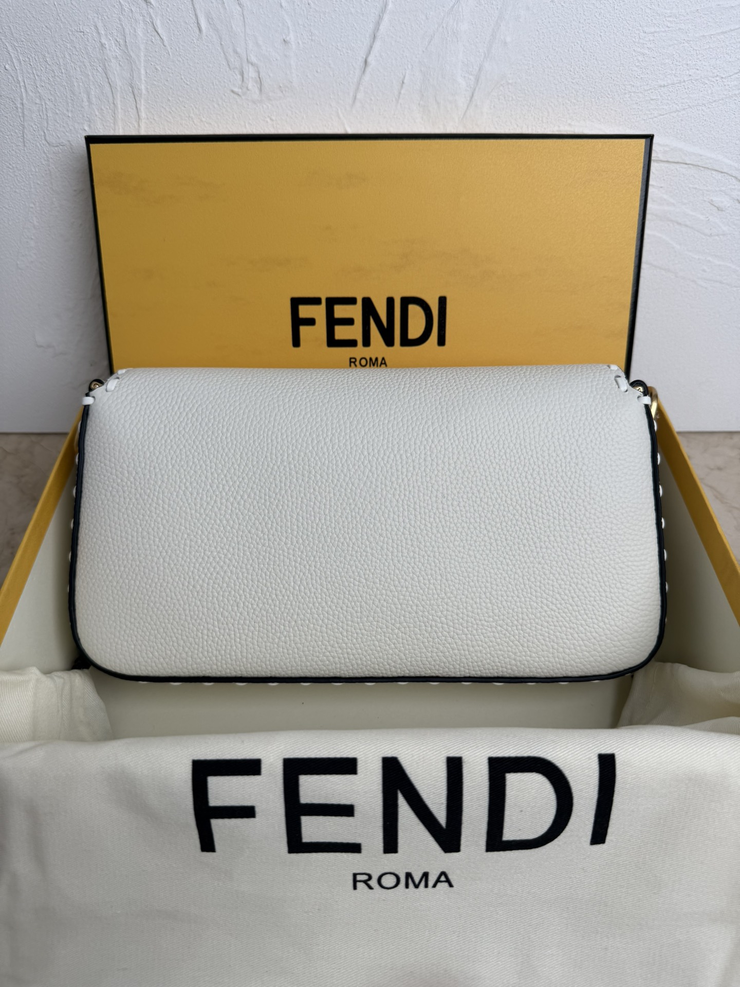FENDI Cuoio Roma Sellerissima Nappa Sintetica Tape Stitch green