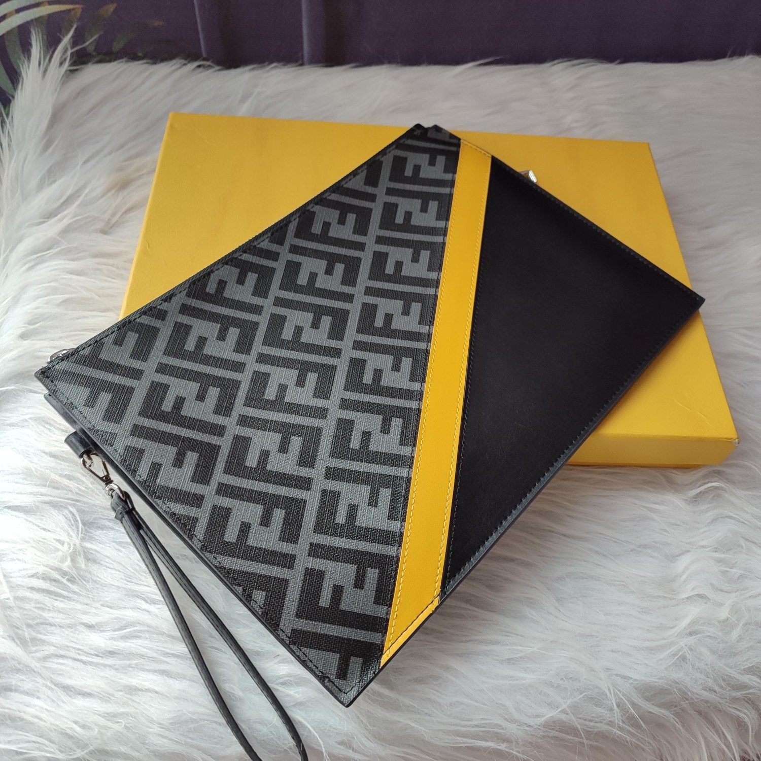 Fendi Diagonal Flat ‘Black’ 7N0110-A9XS-F0R2A