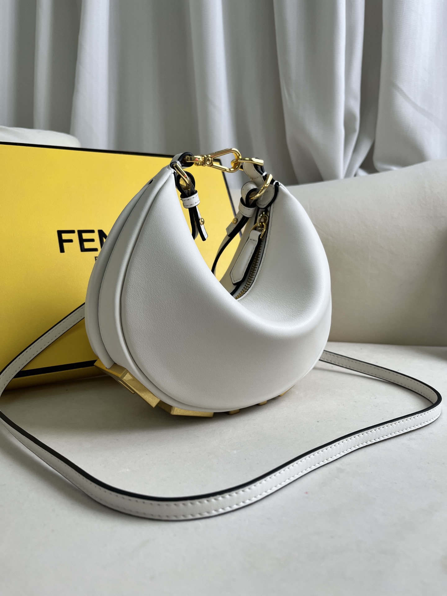 FENDI Fendigraphy Size Small White Leather Shoulder Bag | eBay