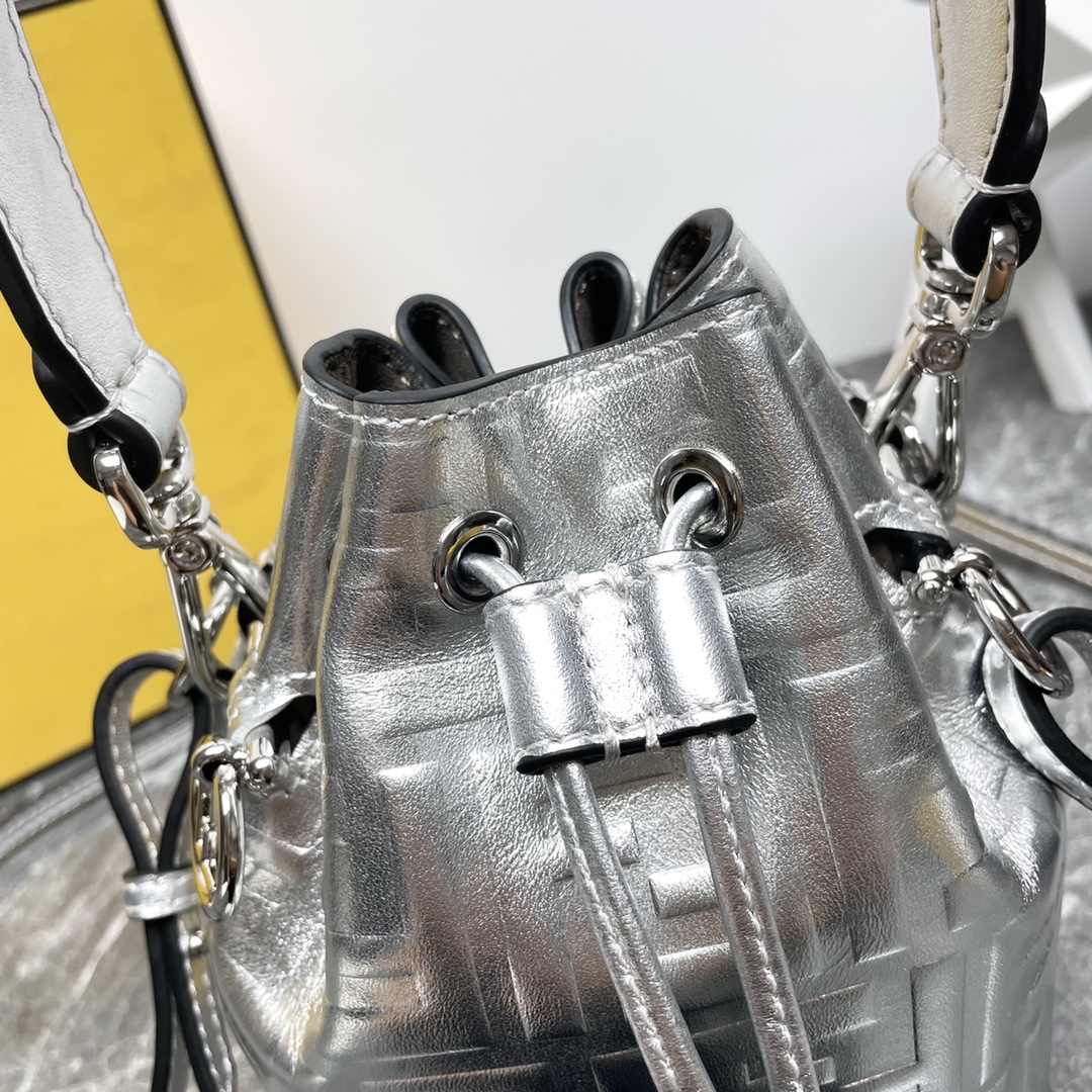 FENDI Mon Tresor FF-motif Mini Bag | Silver