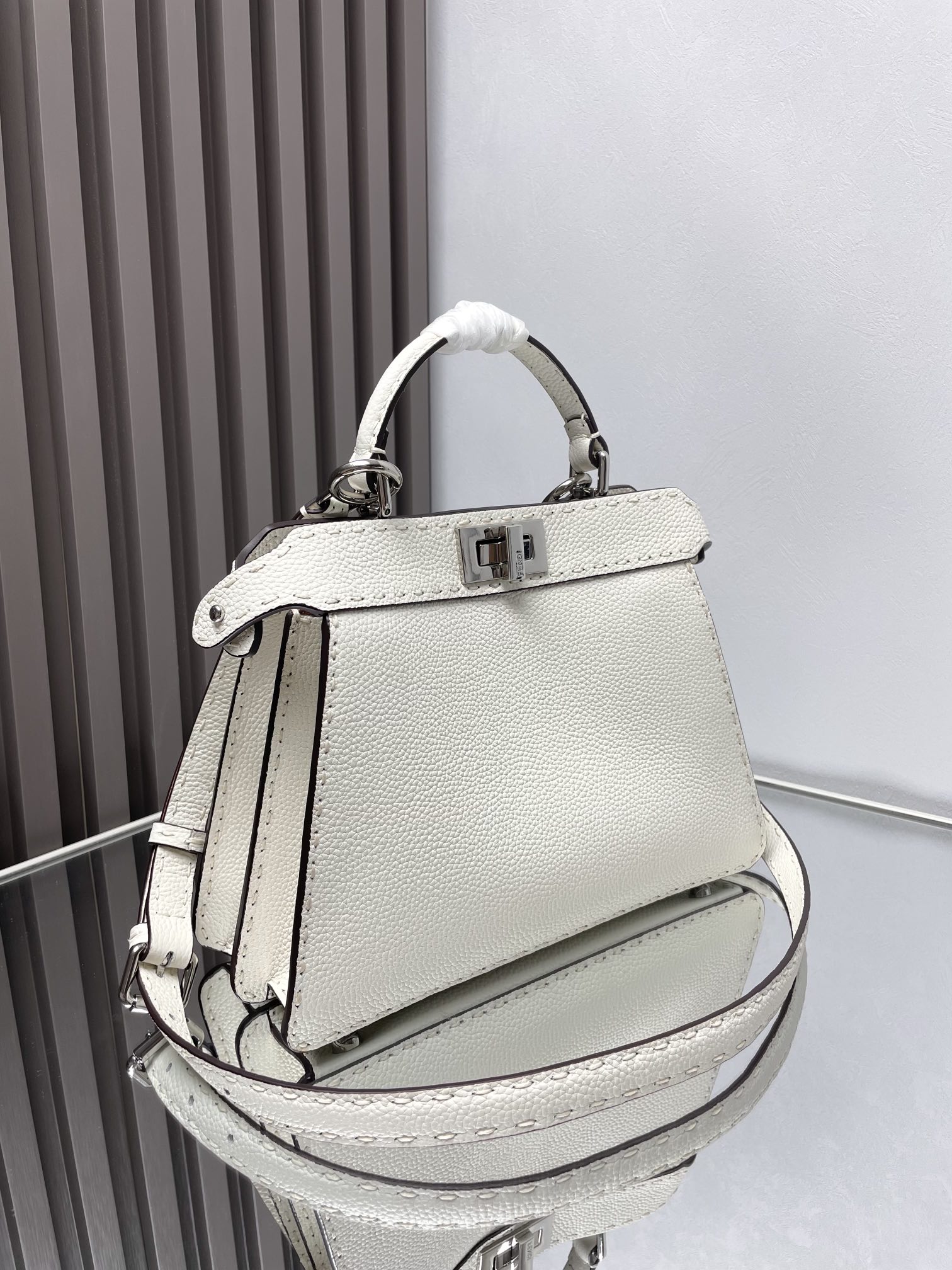 Fendi Peekaboo ISeeU Petite Cuoio Romano leather White | Fendi