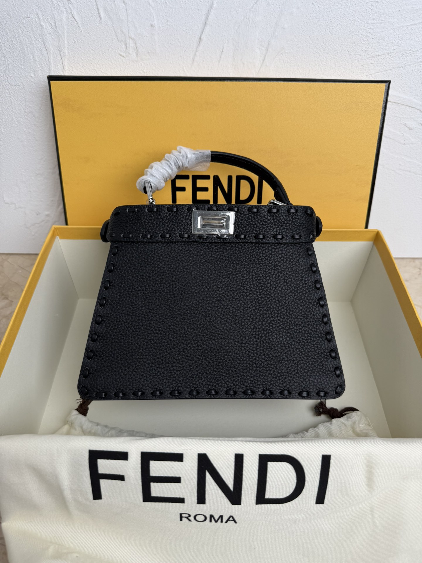 FENDI Peekaboo ISeeU Small Leather Multicolour | Fendi