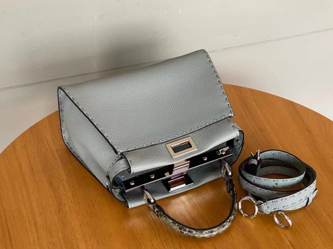 Fendi Peekaboo Mini Cuoio Romano leather Green | Fendi