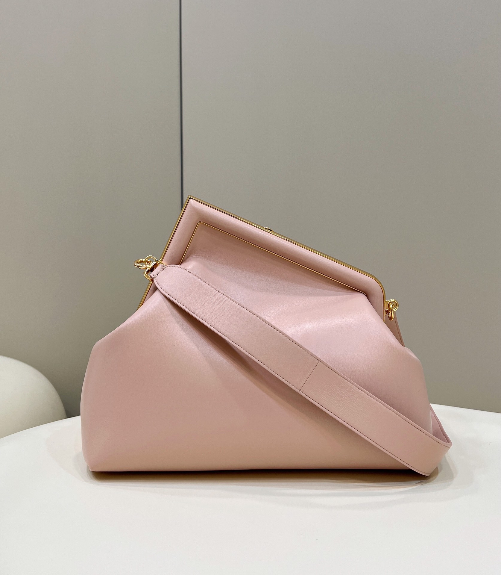 FENDI Pre-Loved Fendi First medium shoulder bag for Women - Pink in KSA