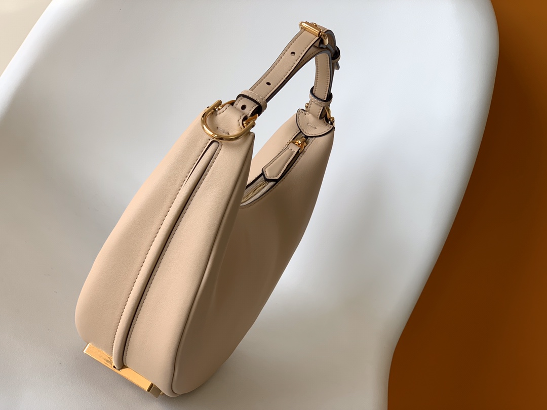 Fendi Pre-Owned 2010-2025 Small Leather Fendigraphy