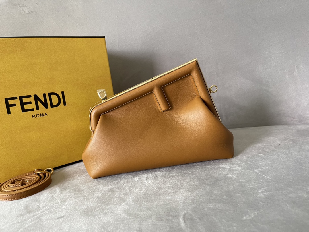 FENDI PRIMA PICCOLA BORSA Caramello Pelle