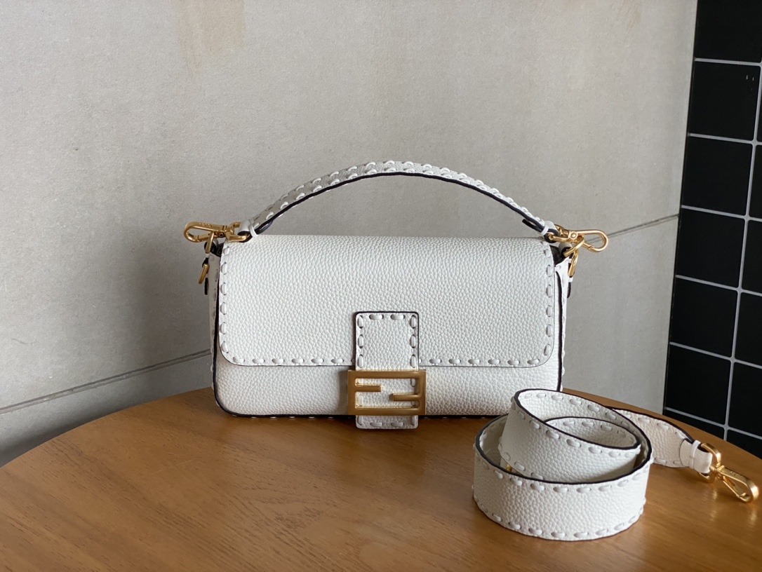 Fendi Selleria Baguette Bag White Pony-style calfskin