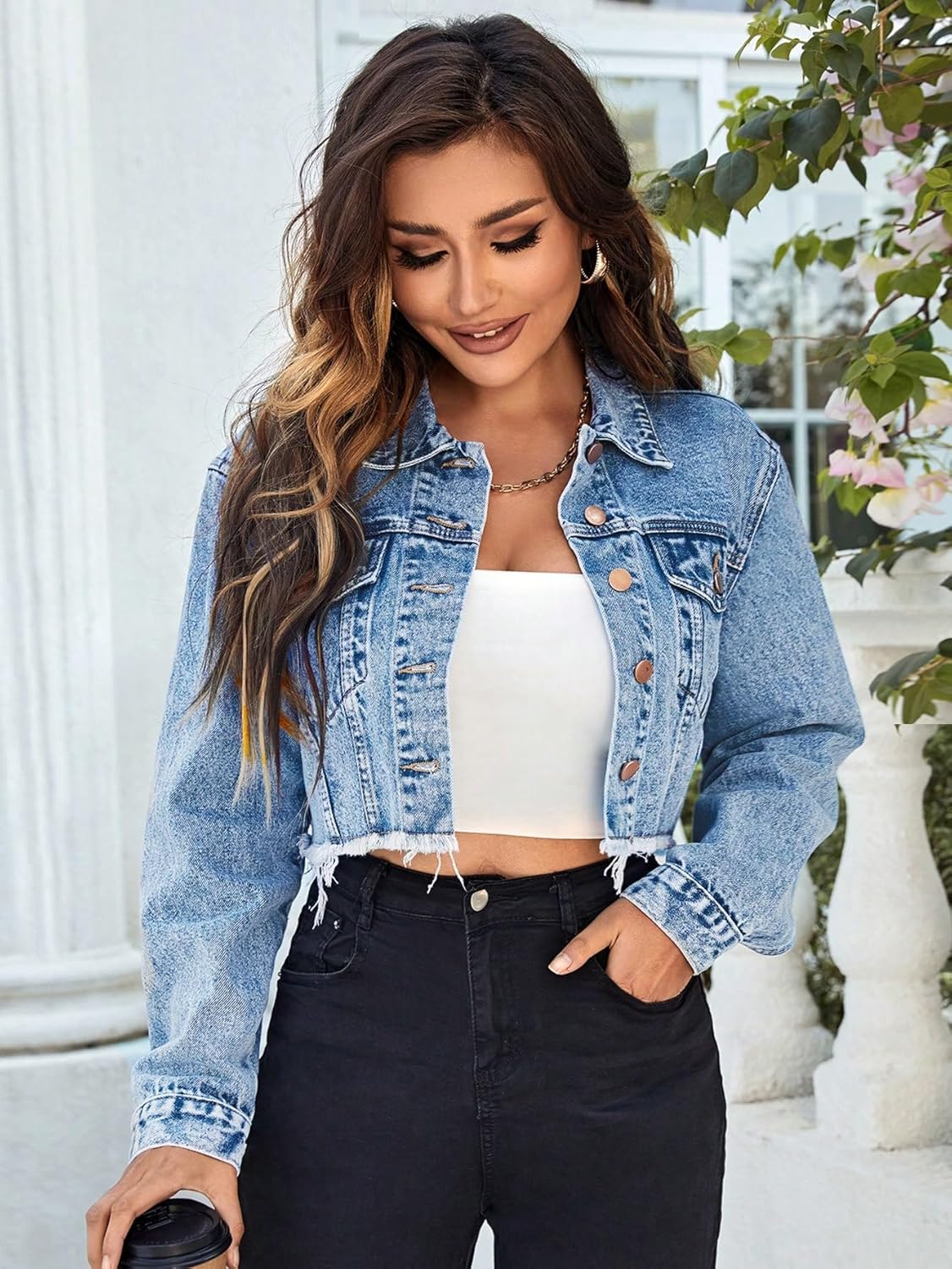 Floerns Women’s Raw Hem Long Sleeve Button Down Pocket Cropped Denim Jean Jacket