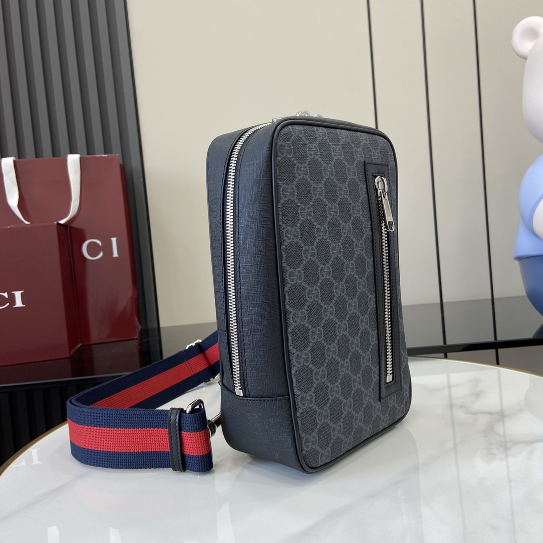 GG Black small slingbag in black GG Supreme | GUCCI
