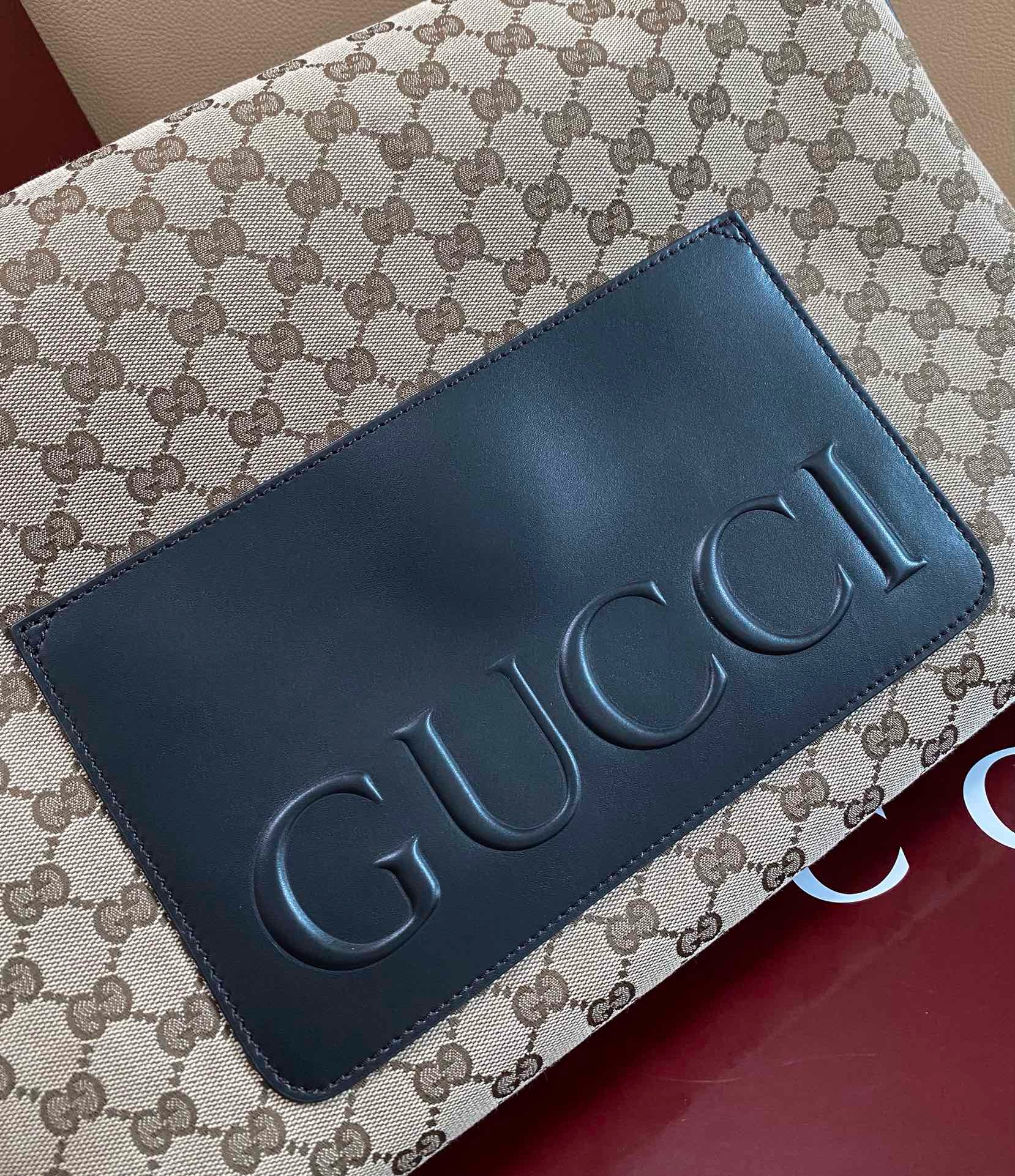 GG canvas large crossbody bag in Beige GG Canvas