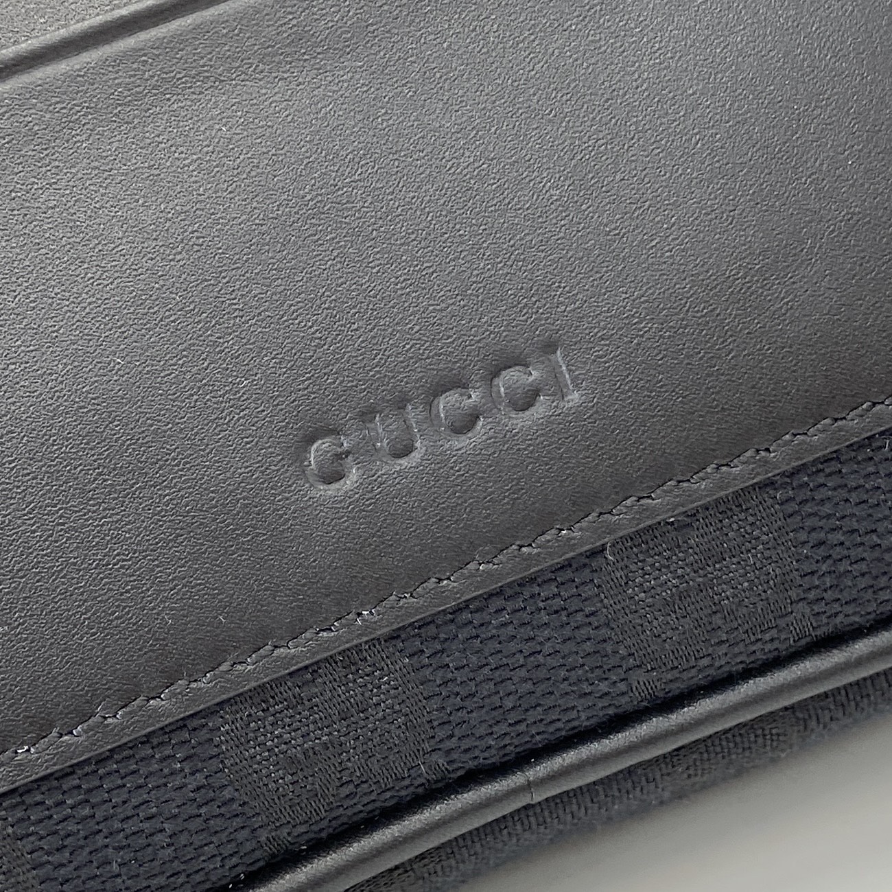 GG canvas small crossbody bag in black GG canvas | GUCCI