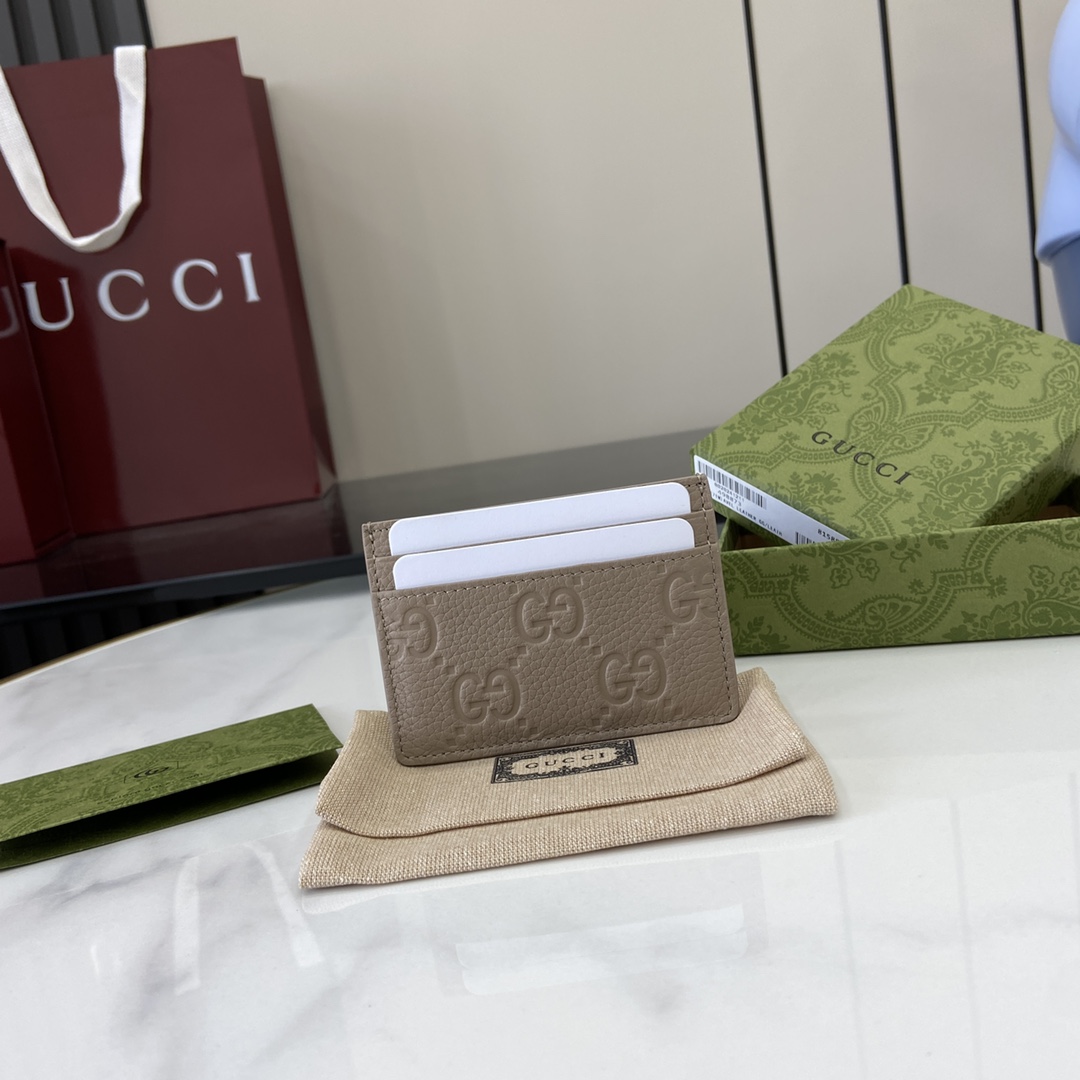 GG Marmont card case in Neutral Leather | GUCCI