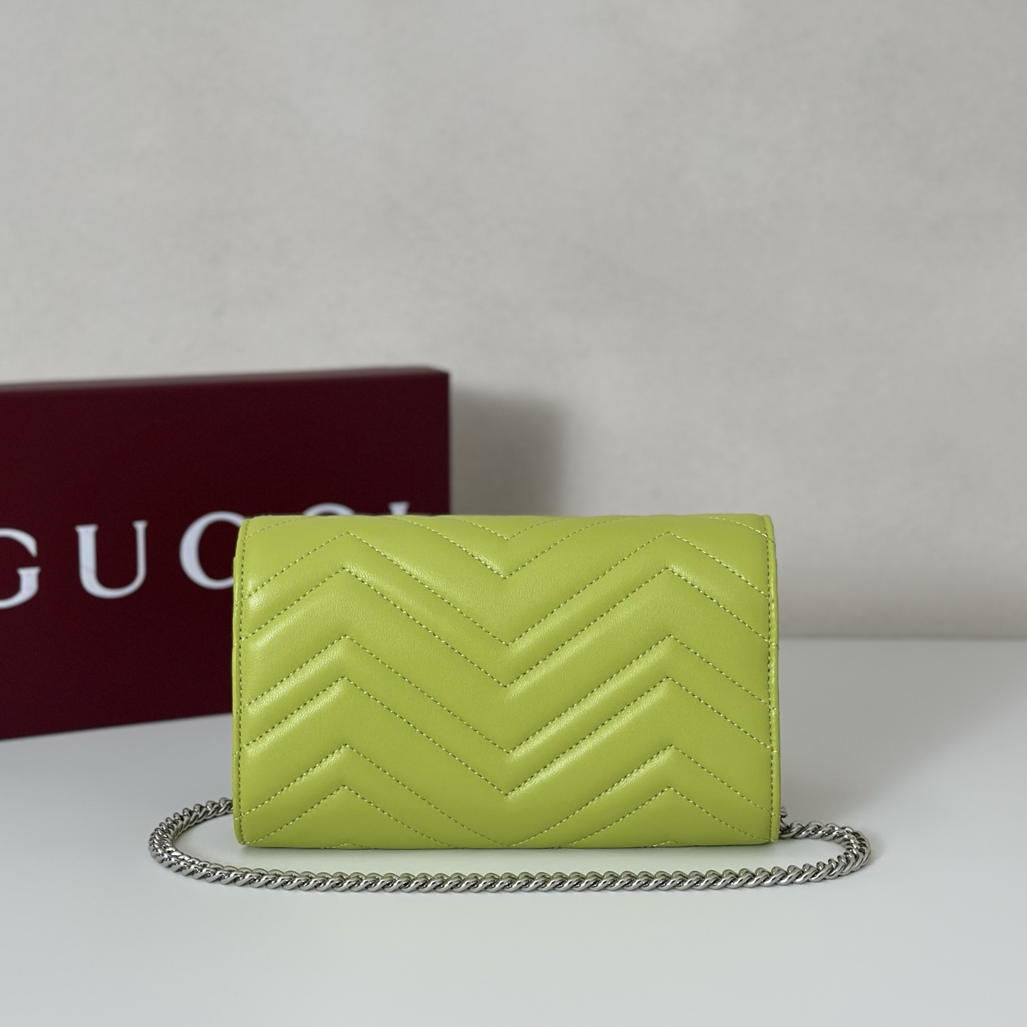 GG Marmont mini shoulder bag in Green Leather | GUCCI