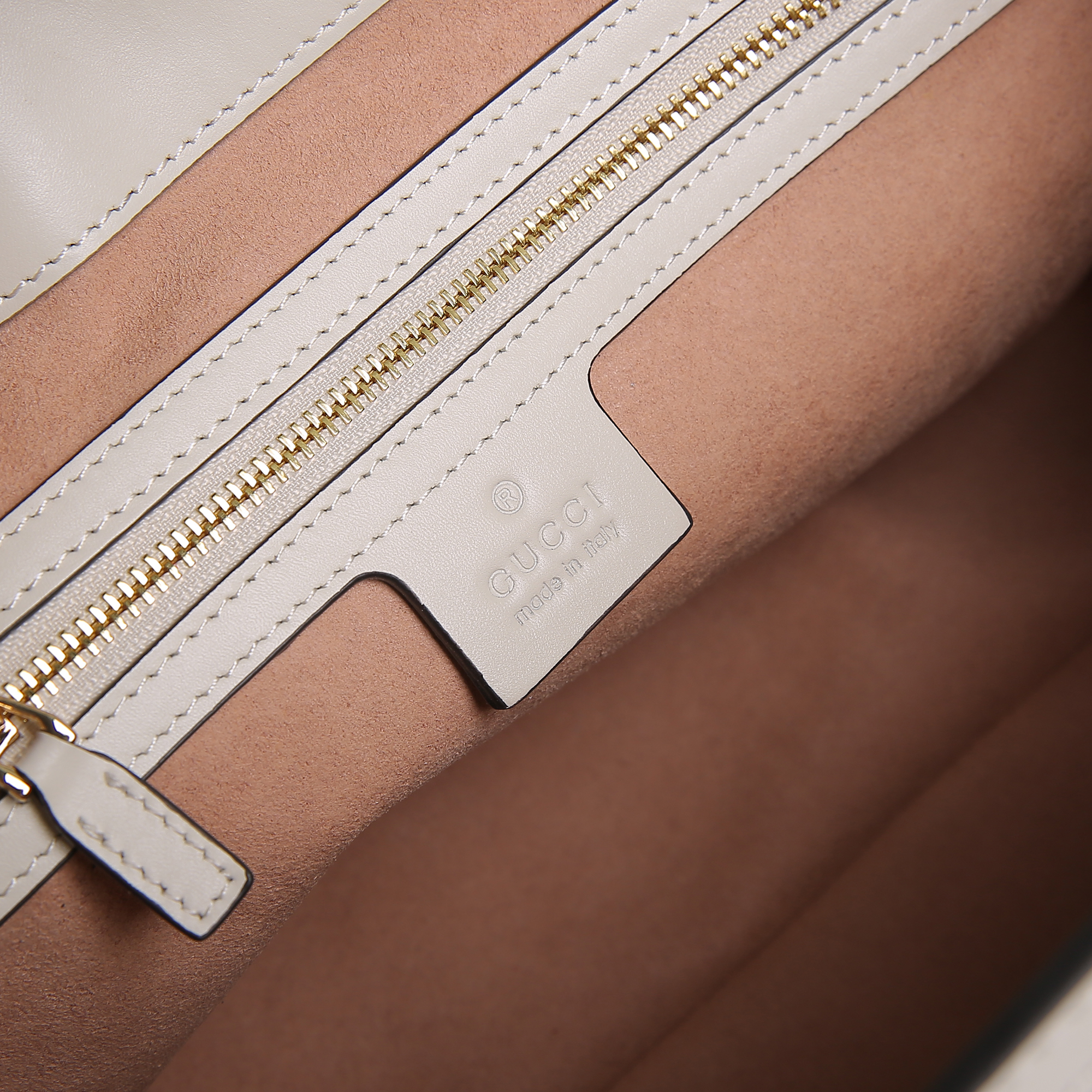 Gucci GG Supreme Padlock Tote Bag – Exclusive 2024 Luxury