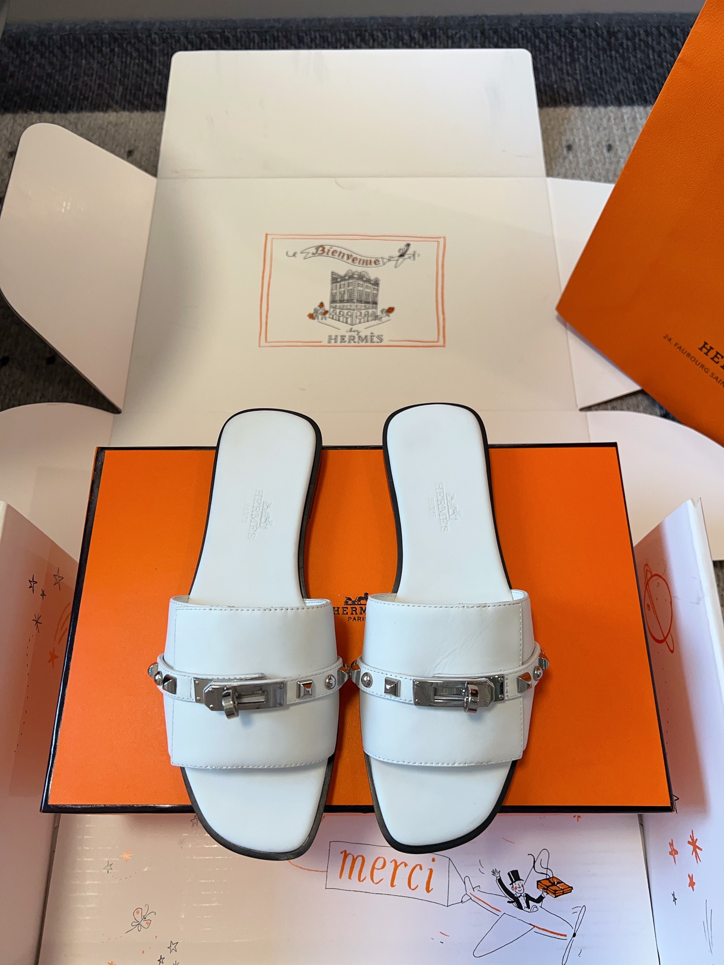 Giulia Hermes women's sandals SLIPPERS in calf leather with iconic Palladium plated Kelly buckle - White