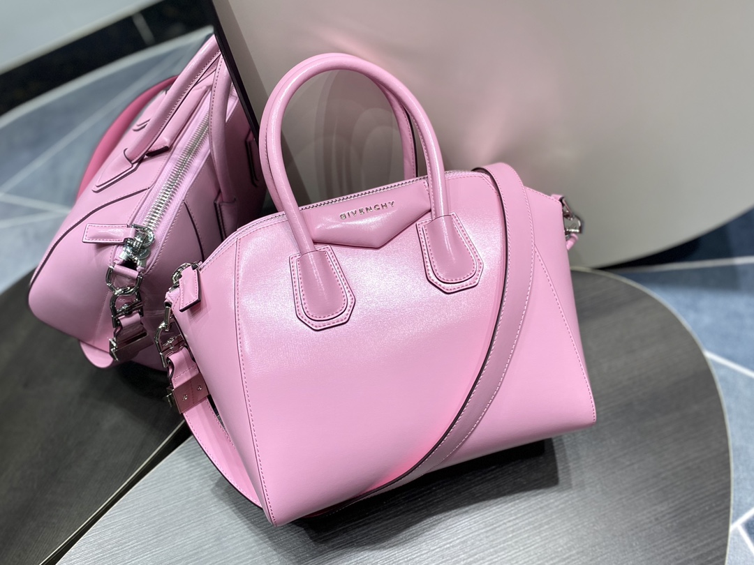 Givenchy Antigona Chain Mini Leather Tote in Pink