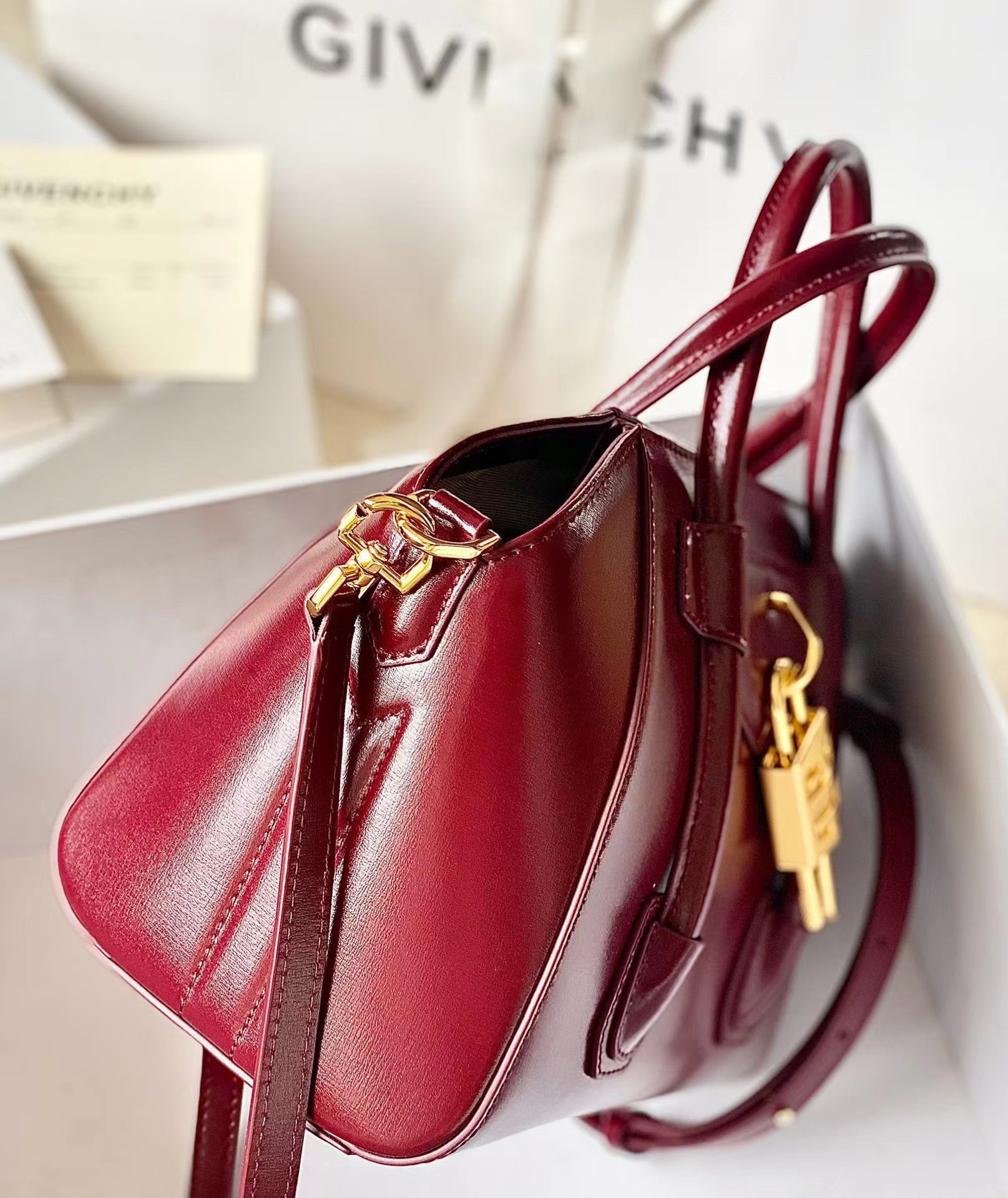 Givenchy Antigona Lock Mini Leather Shoulder Bag in Red.