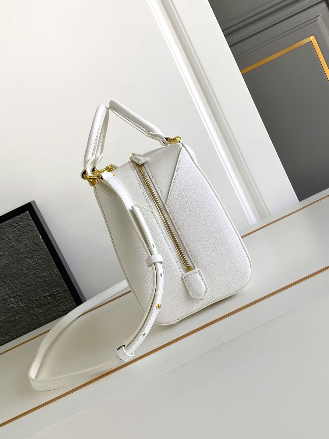 Givenchy Mini Antigona Cube Tote Bag | White |