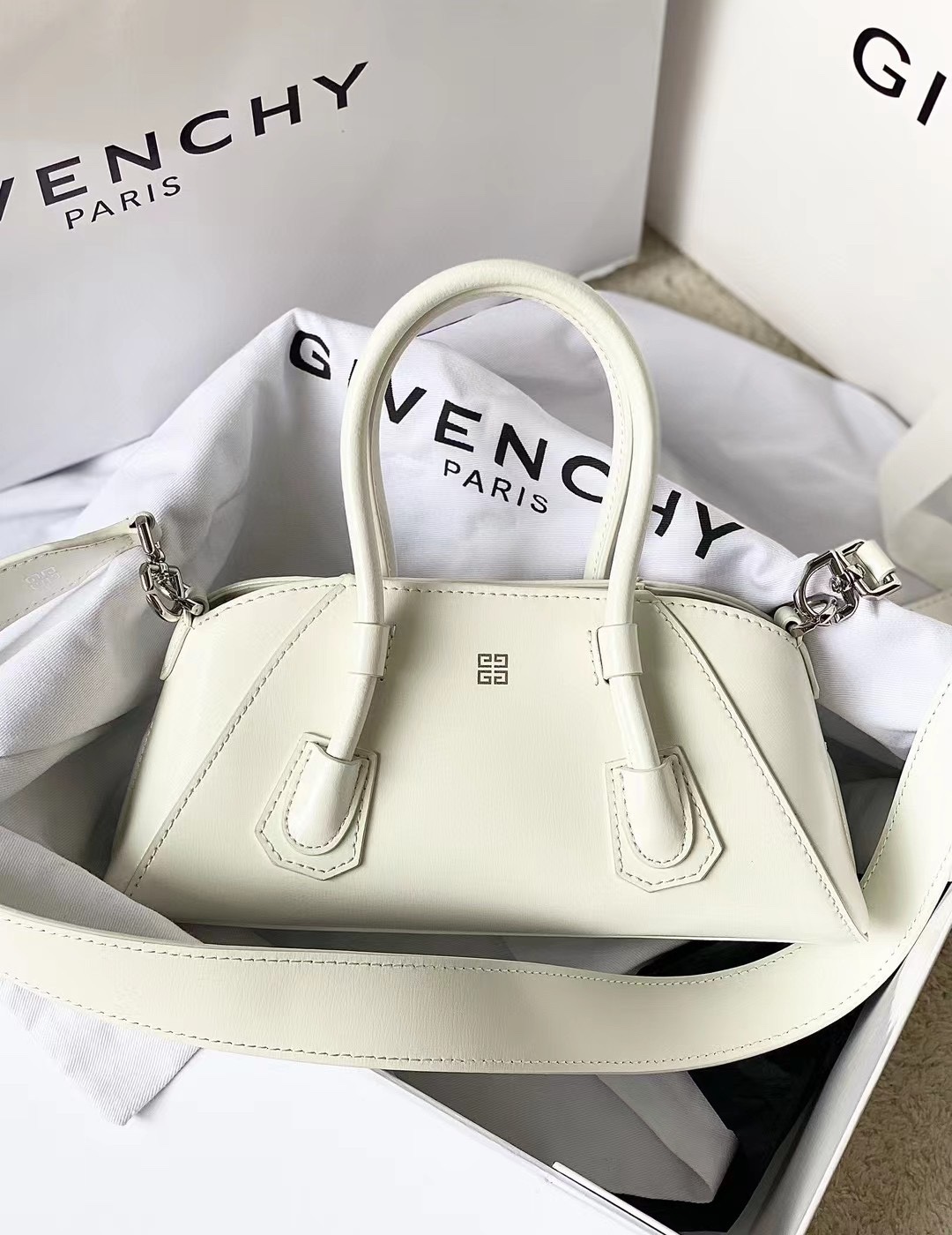 Givenchy Mini Antigona Stretch Bag in Box Leather |